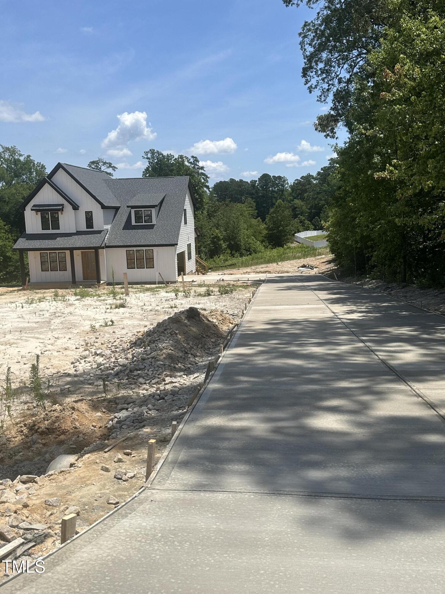 103 Slocum Drive Property Photo 3