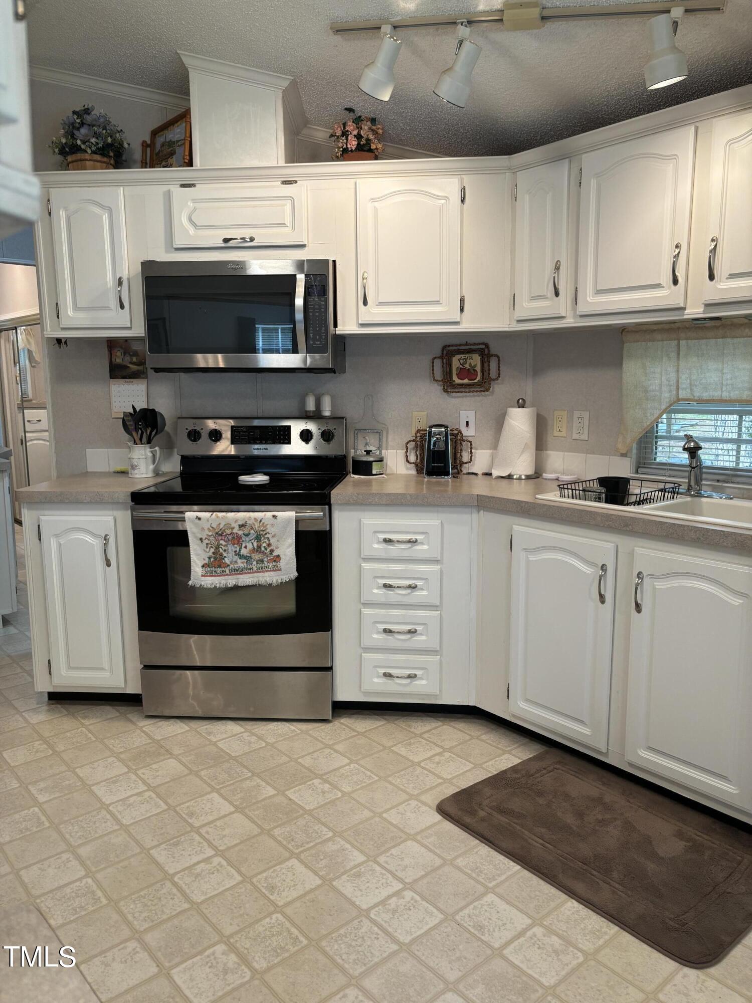 104-106 Catoose Drive Property Photo 12