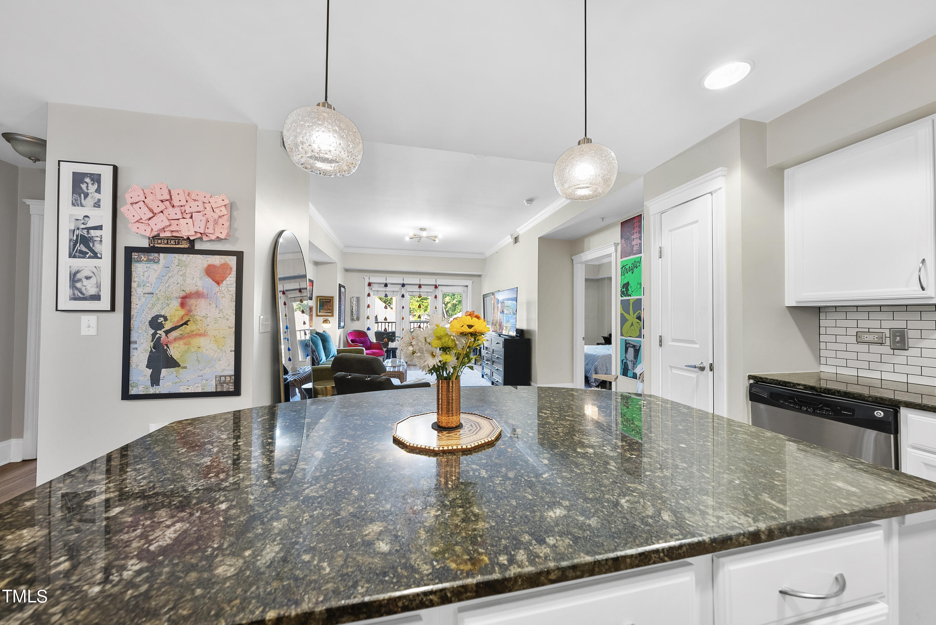 222 Glenwood Avenue # 307 Property Photo 6