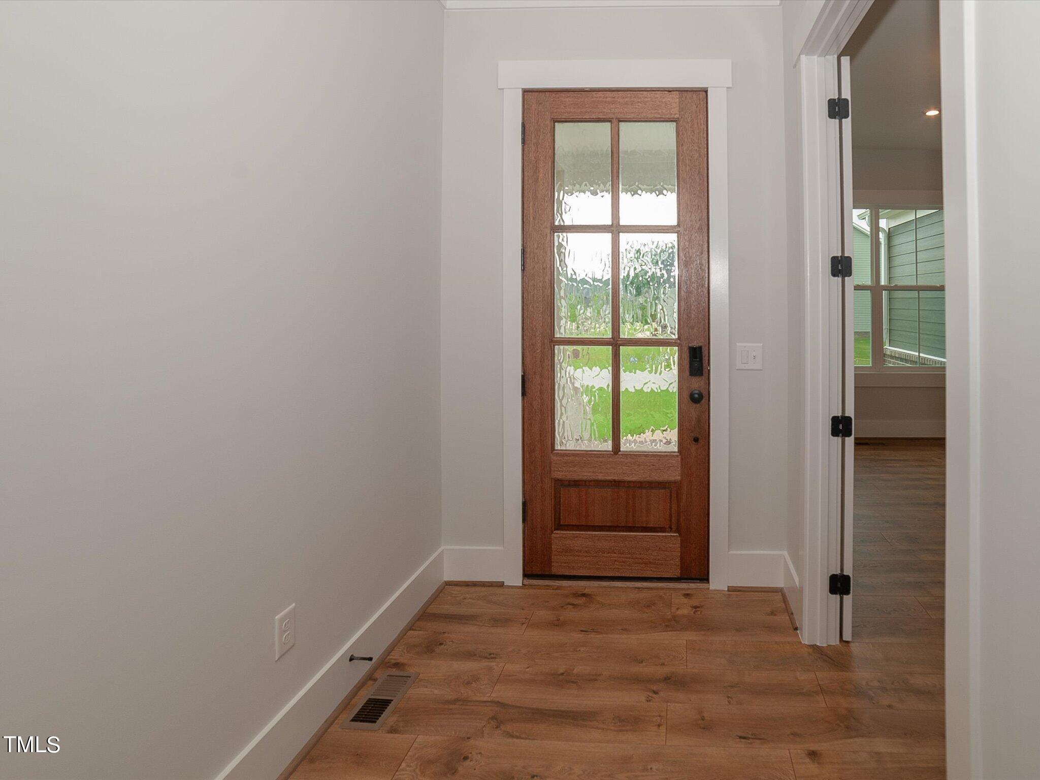 16 Autumn Breeze Court Property Photo 7
