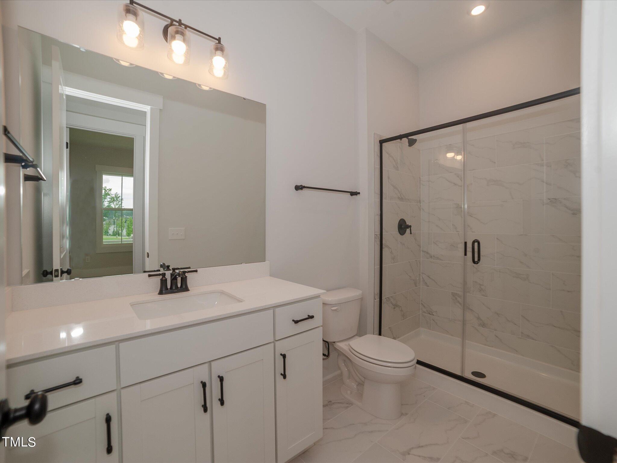 16 Autumn Breeze Court Property Photo 14