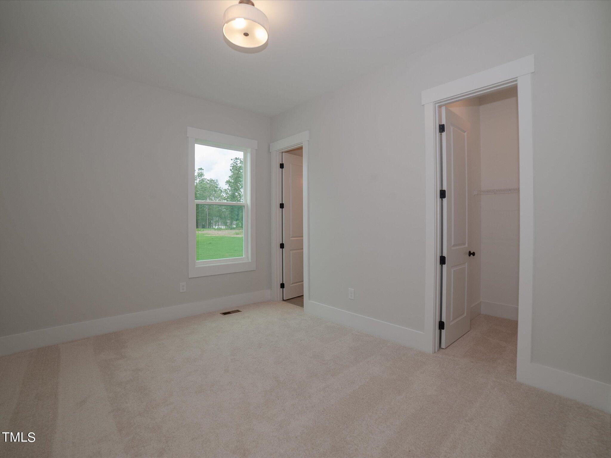 16 Autumn Breeze Court Property Photo 17