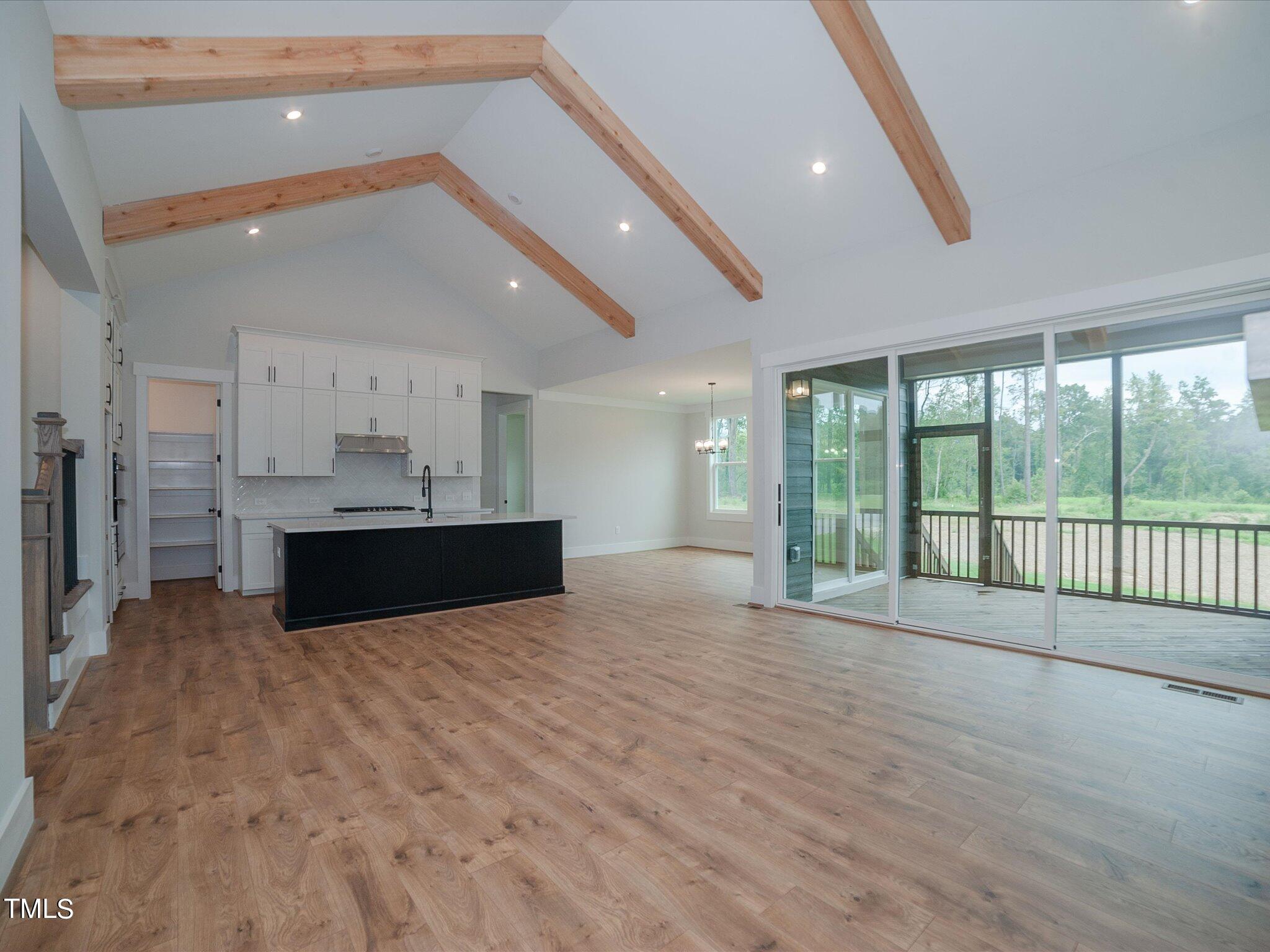 16 Autumn Breeze Court Property Photo 25