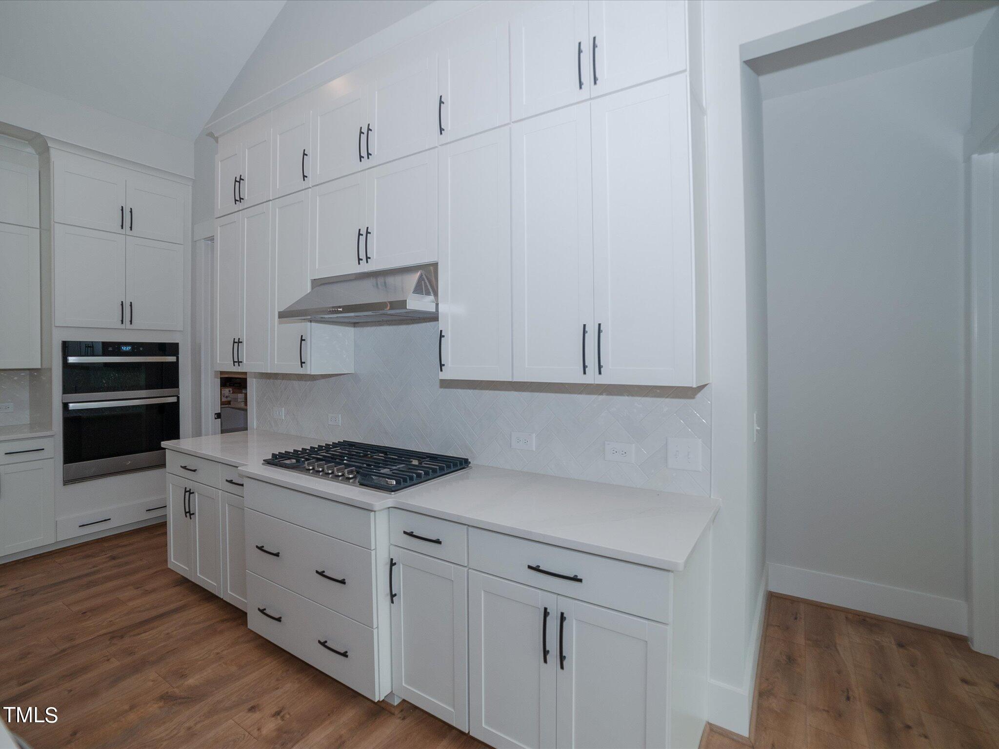 16 Autumn Breeze Court Property Photo 30
