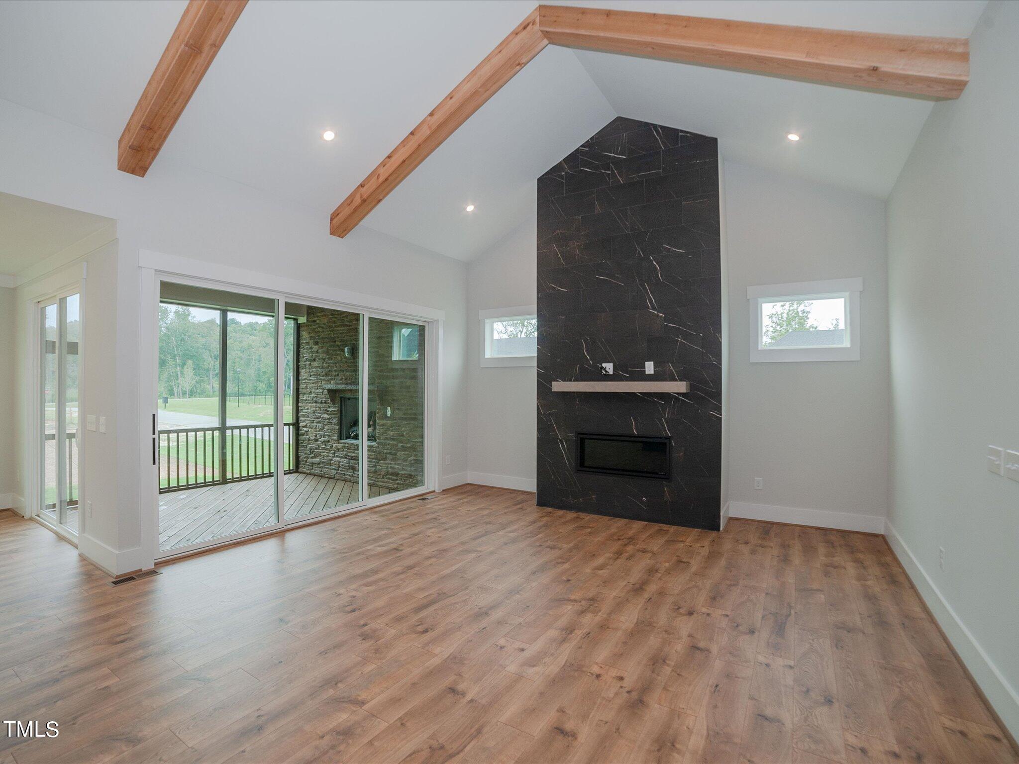 16 Autumn Breeze Court Property Photo 34