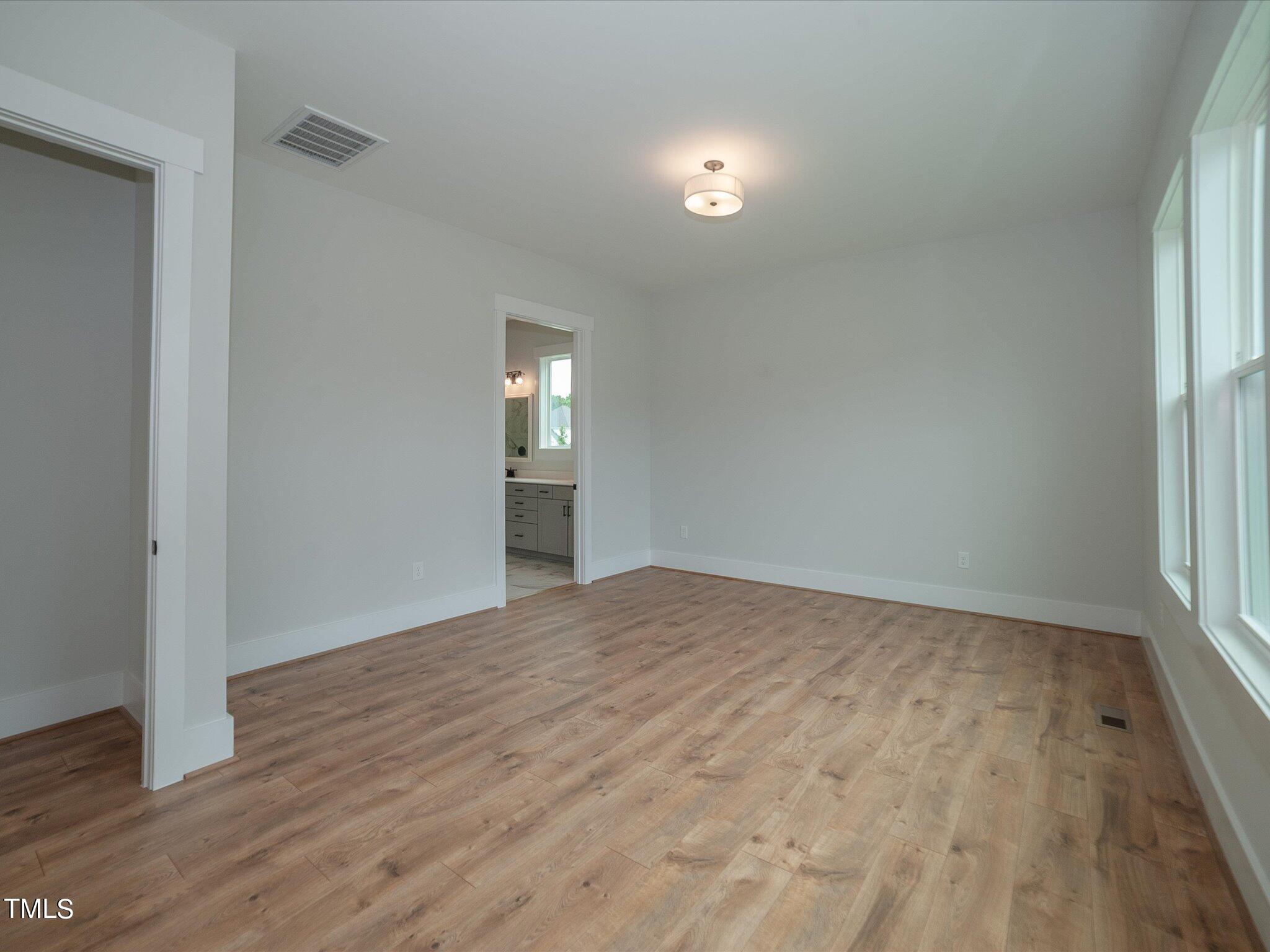 16 Autumn Breeze Court Property Photo 38