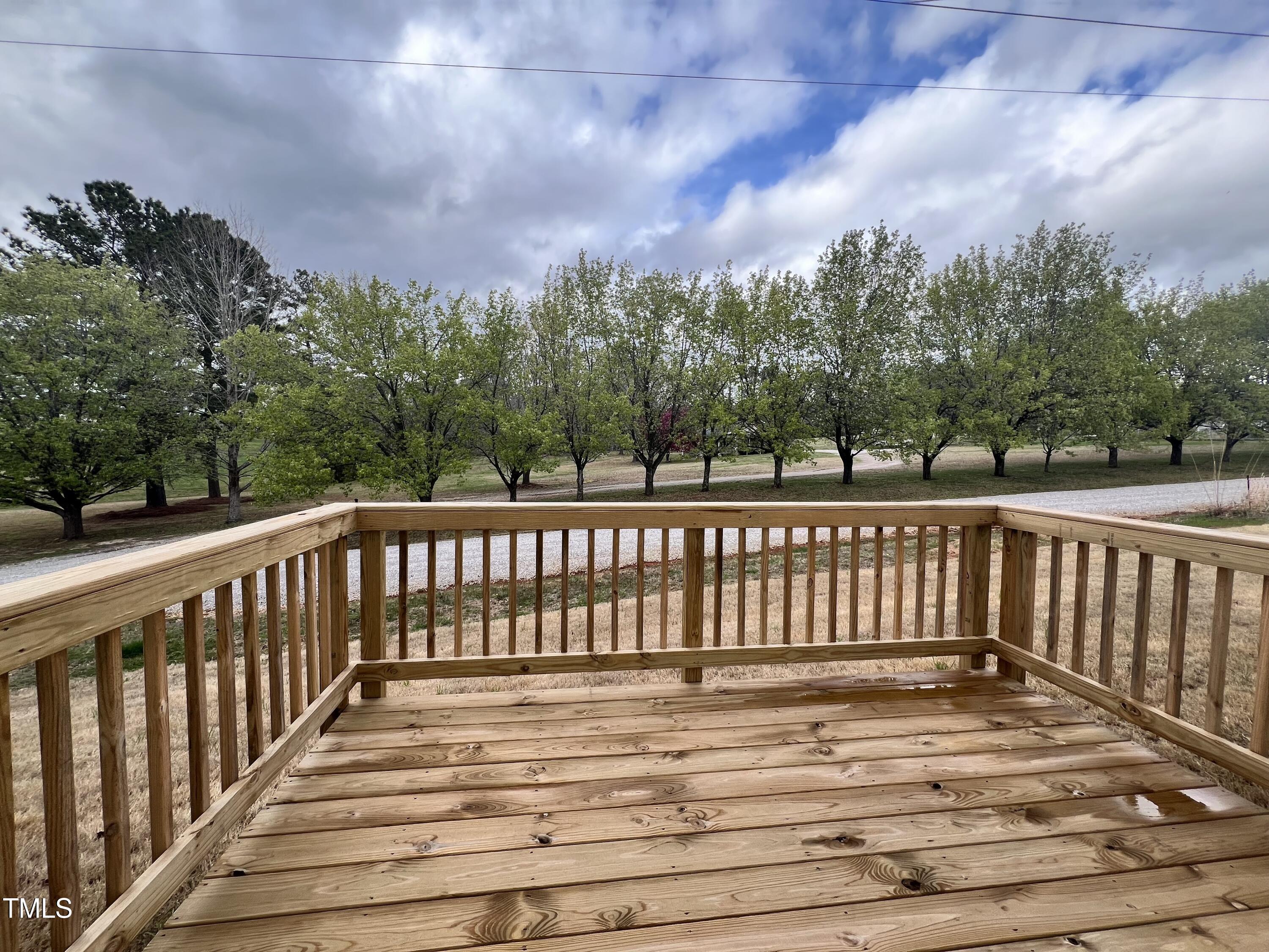 152 S Mistflower Street Property Photo 15