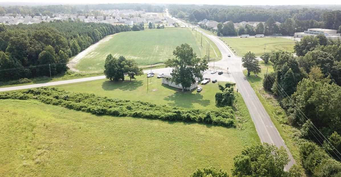 1401 Shepard School Road Property Photo 1