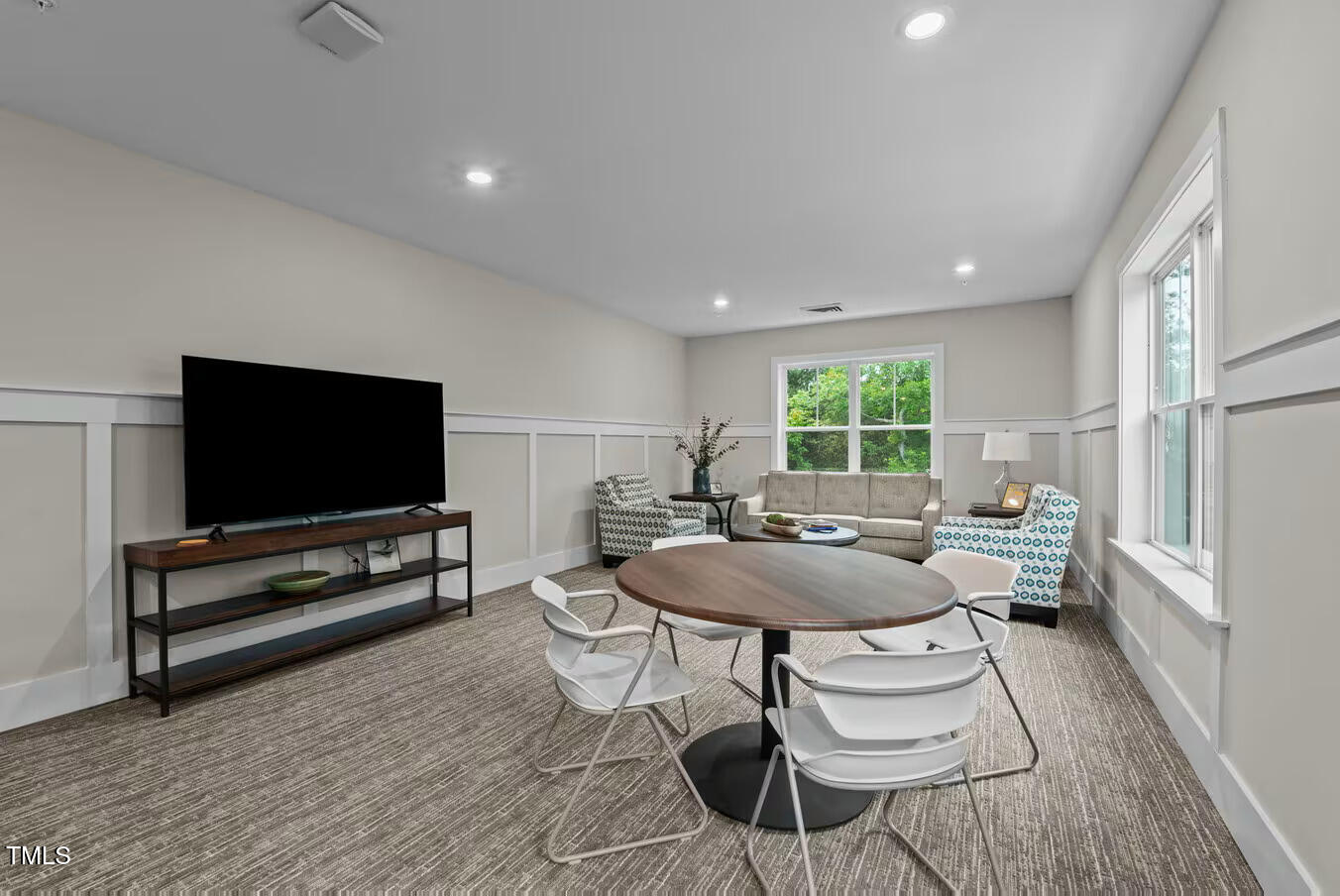 1001 Mulford Court # A2 Property Photo 11