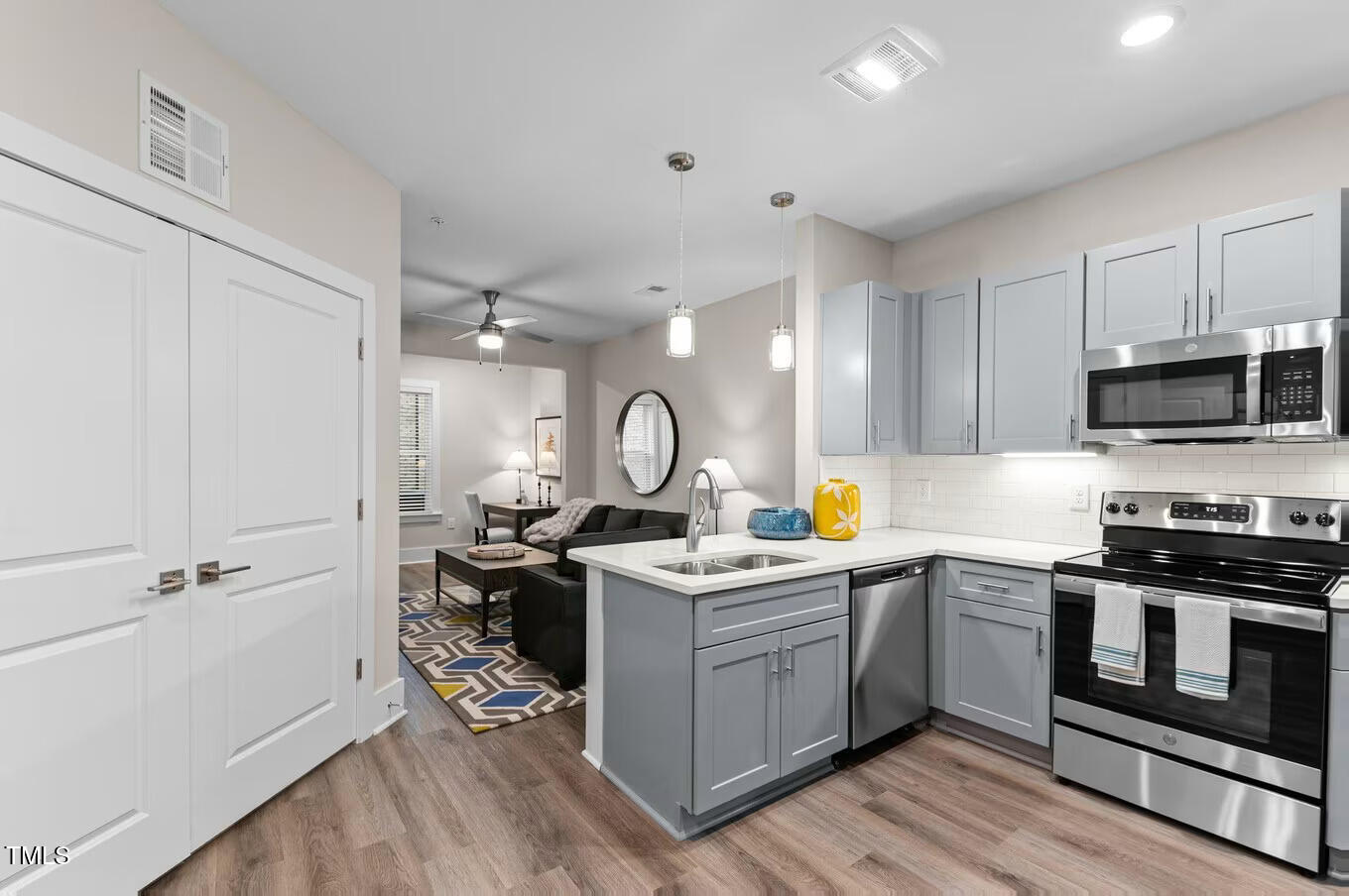 1001 Mulford Court # A2 Property Photo 23