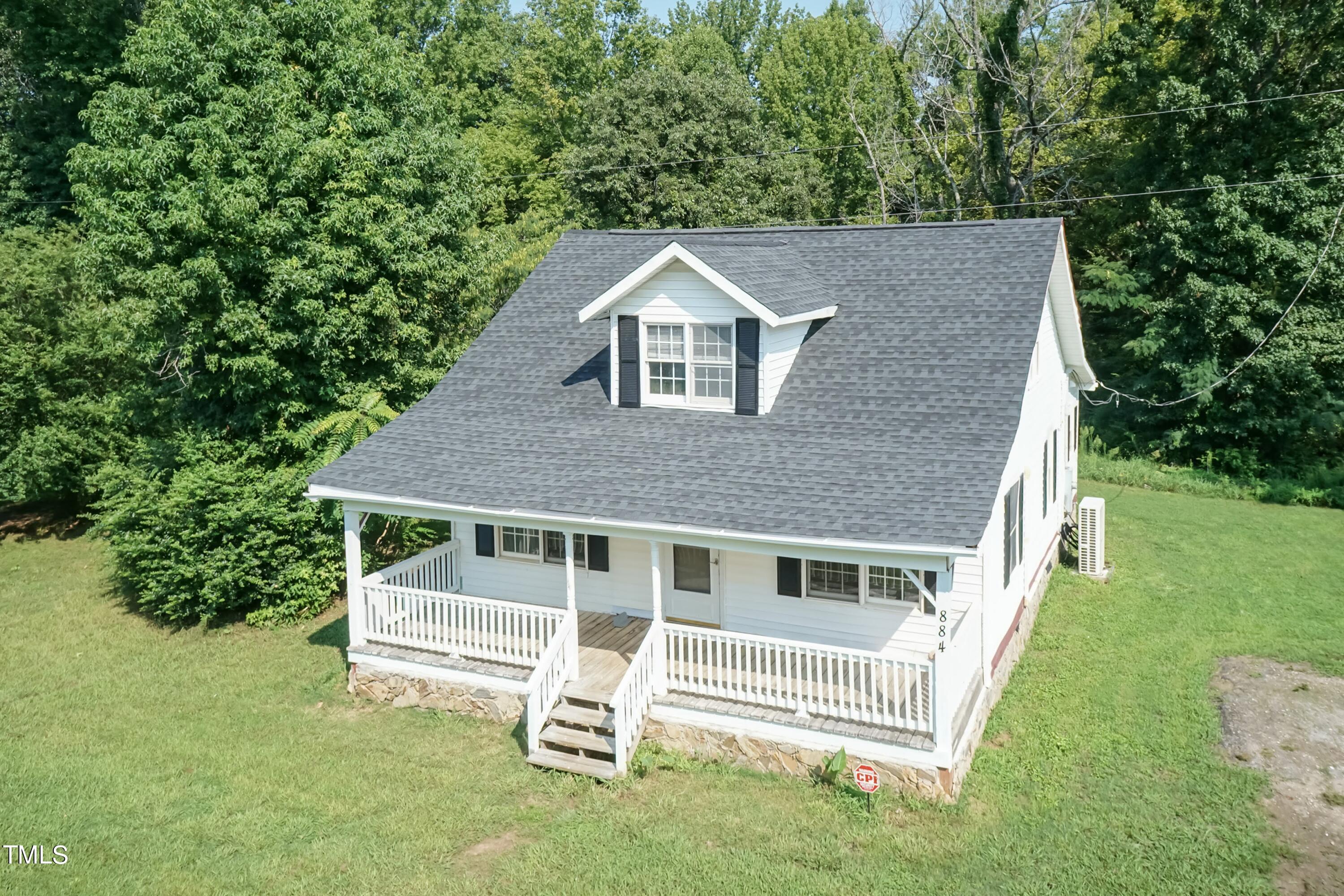 884 No Bottom Road Property Photo 1