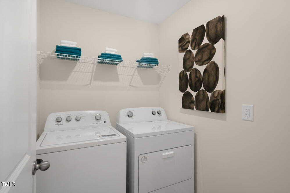 410 Leven Drive Property Photo 19