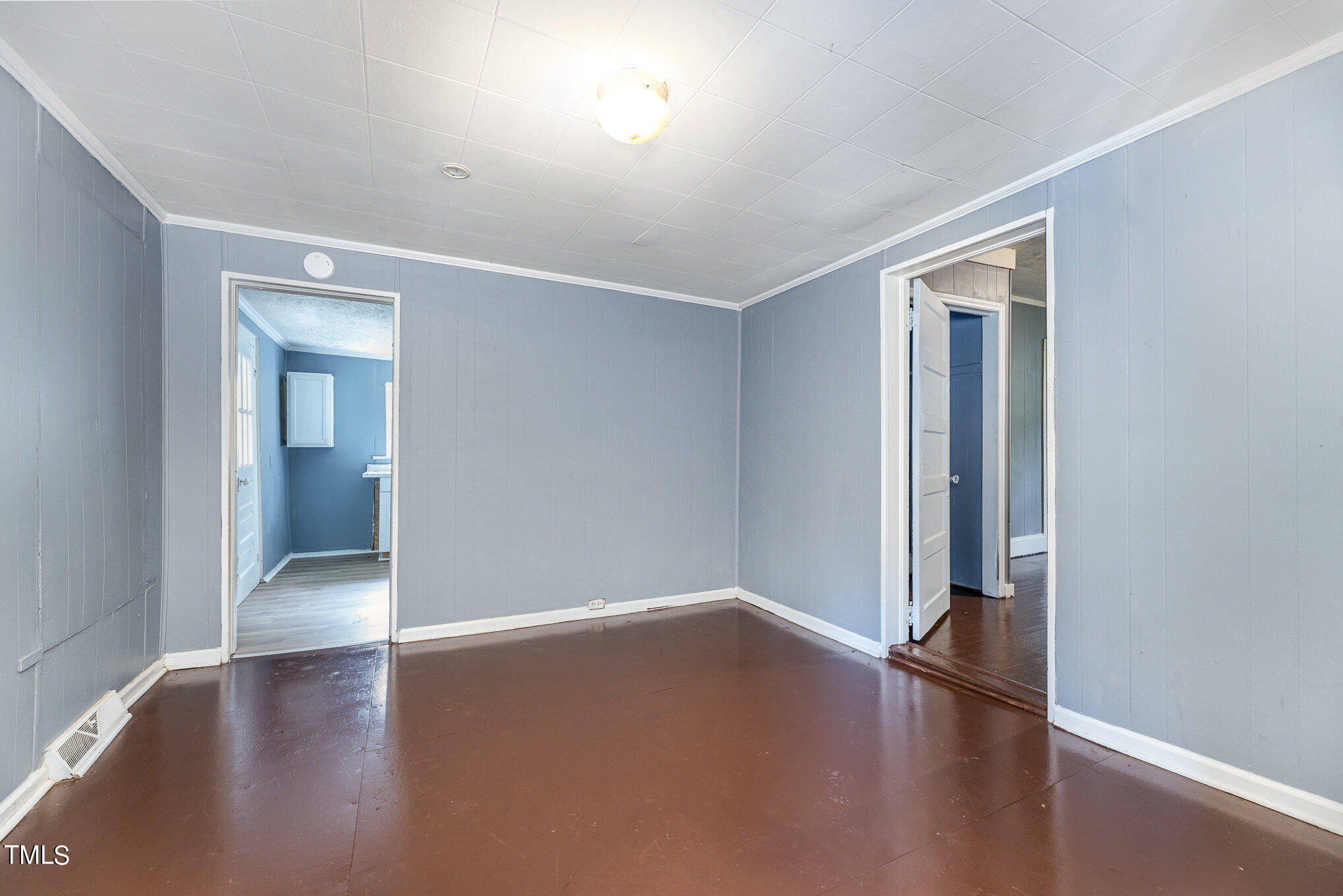 137 Ridge Street Property Photo 3