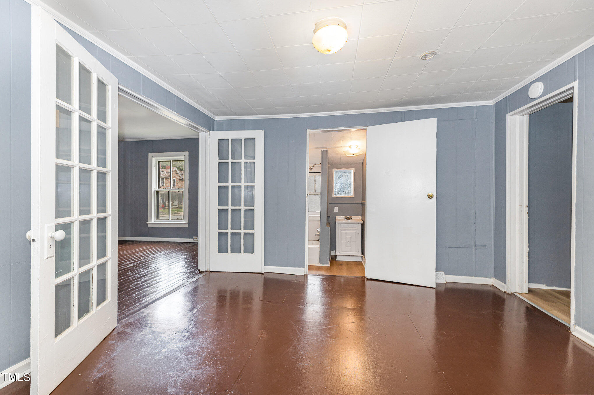 137 Ridge Street Property Photo 4