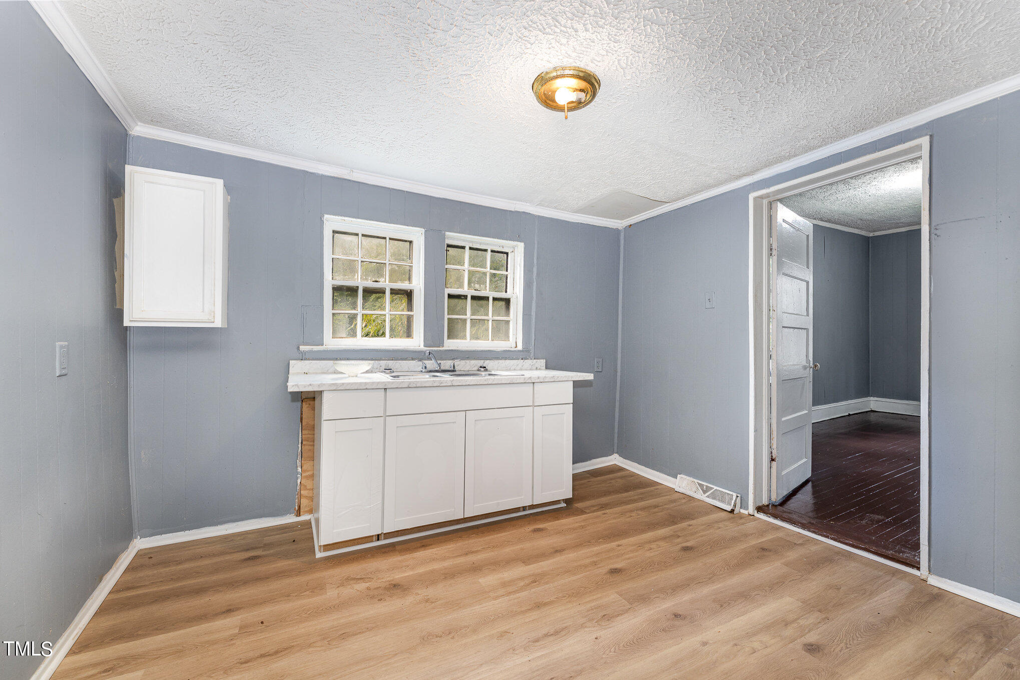 137 Ridge Street Property Photo 5