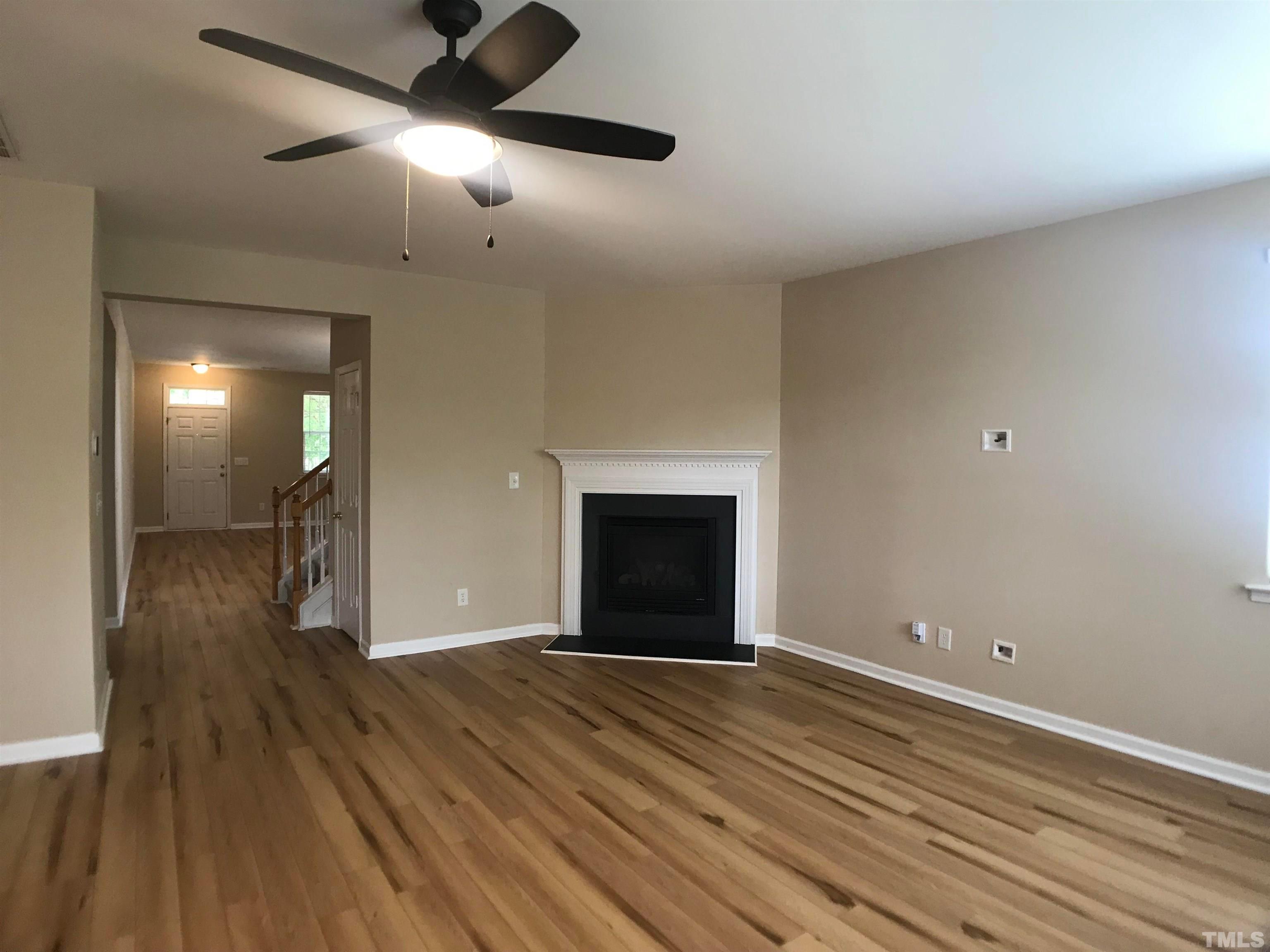 1139 Brookhill Way Property Photo 5
