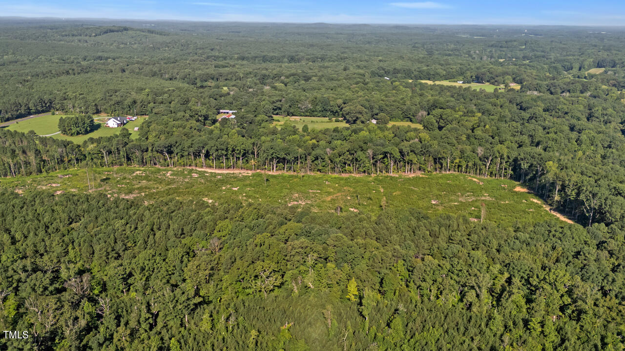 1474 Castle Rock Farm Road Property Photo 7