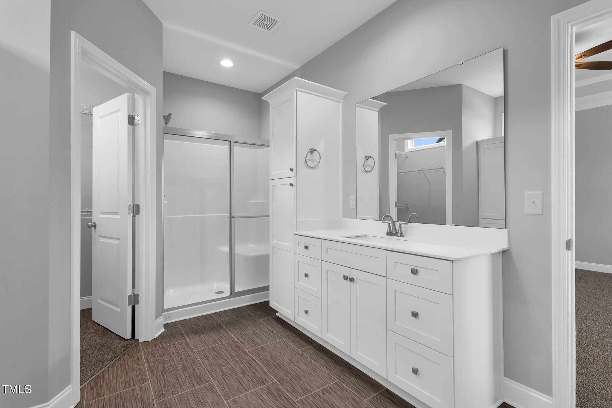 208 Hillwood Drive Property Photo 36
