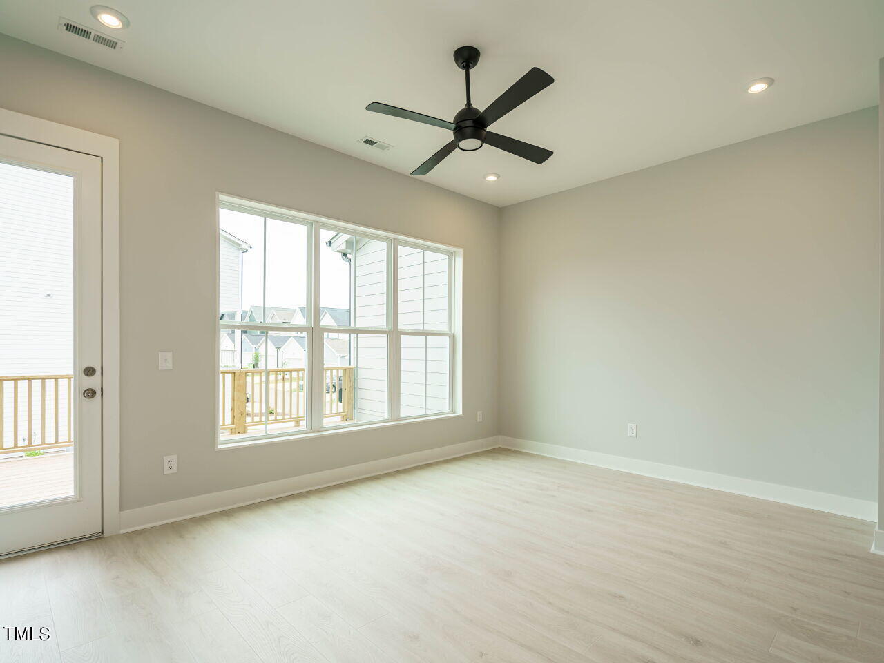 1144 Cottonsprings Drive Property Photo 14