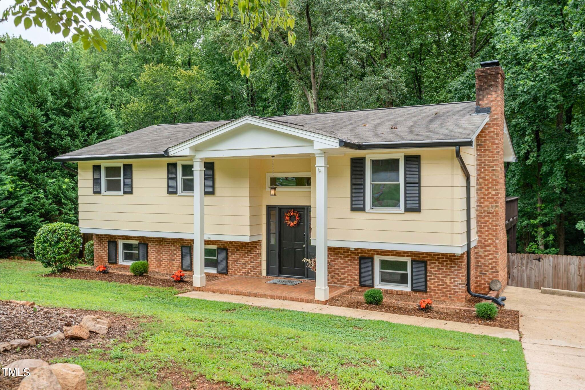 1001 Brookgreen Drive Property Photo 1