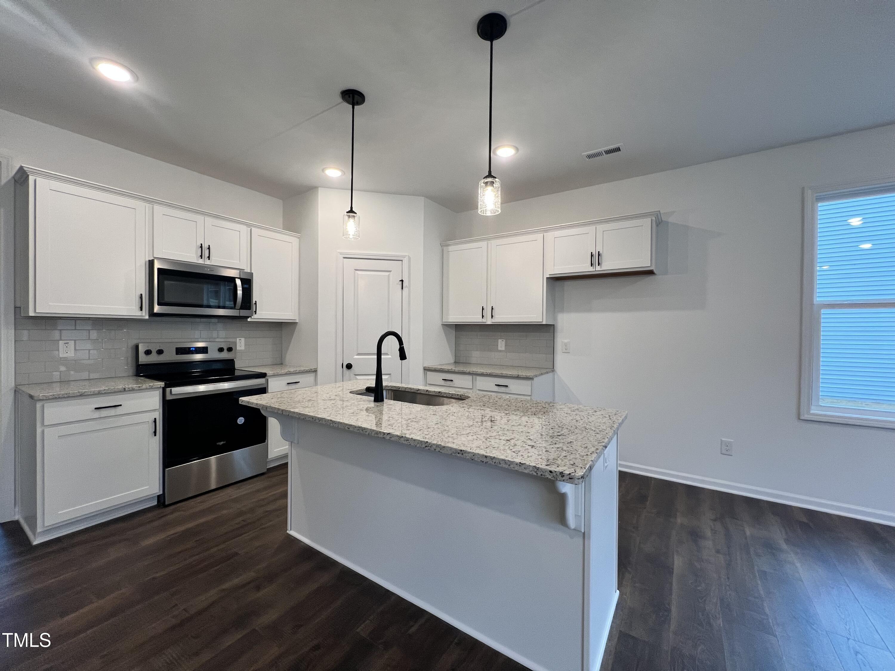 36 Fetterbush Way Property Photo 2