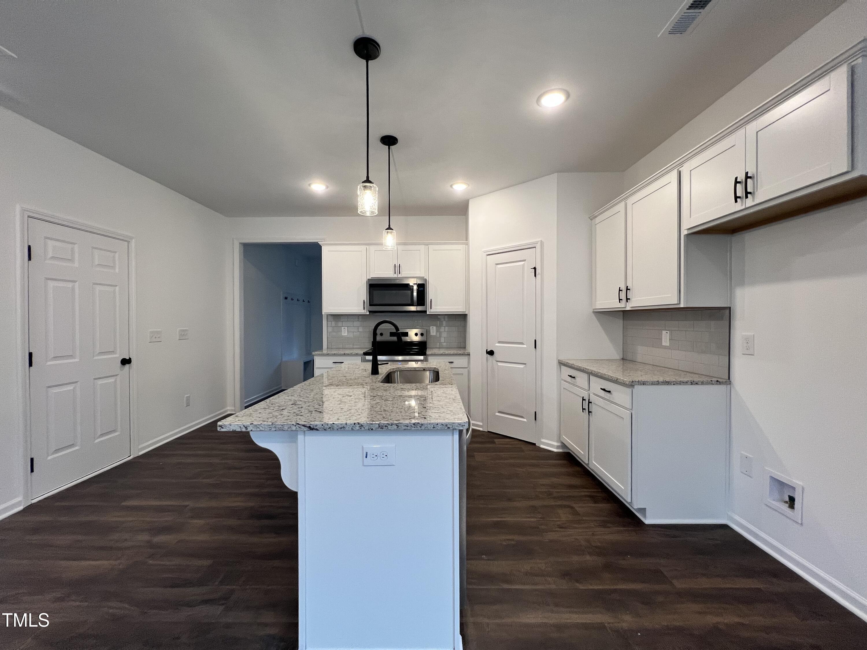 36 Fetterbush Way Property Photo 3