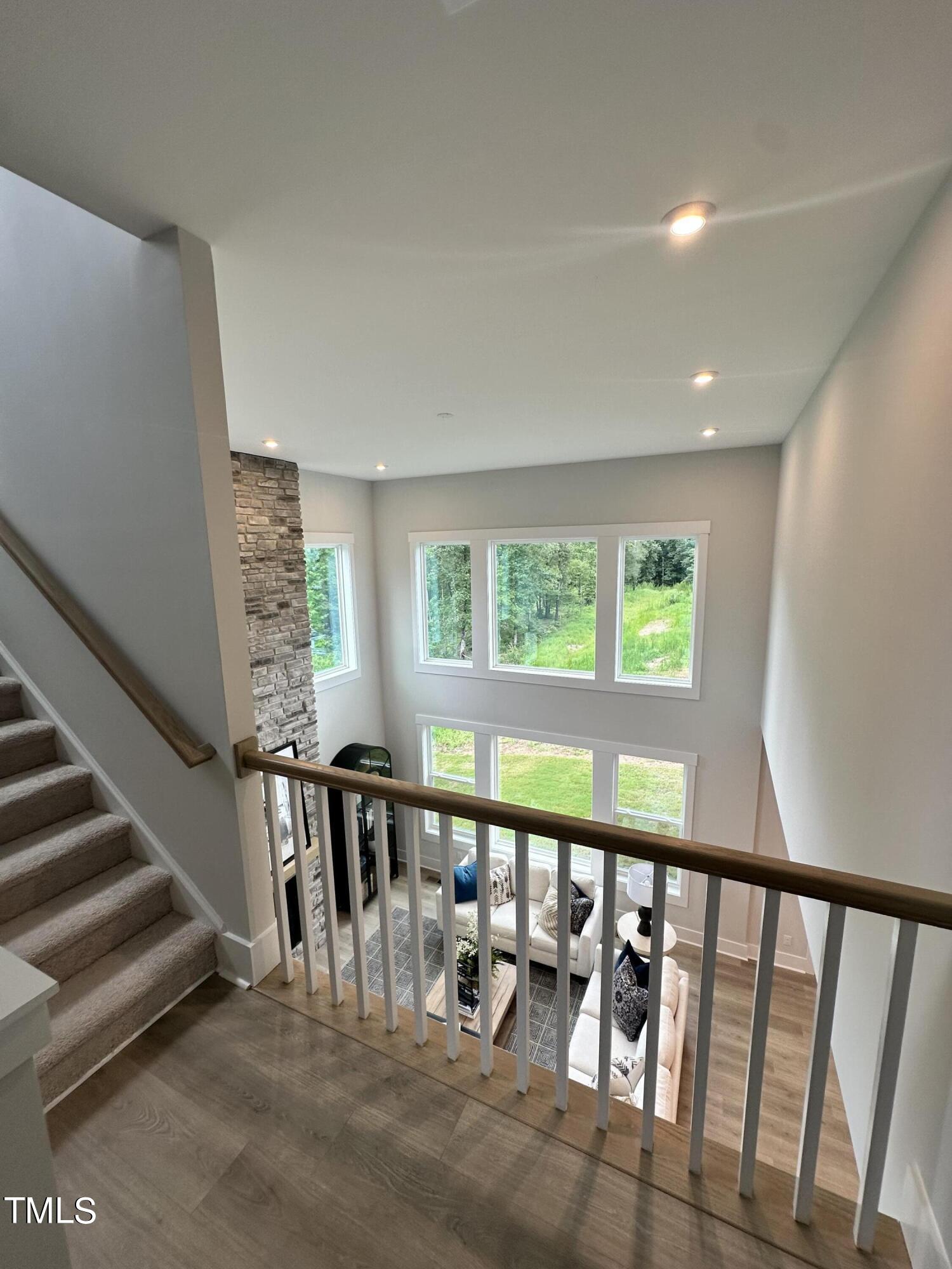 155 Streamside Drive Property Photo 14