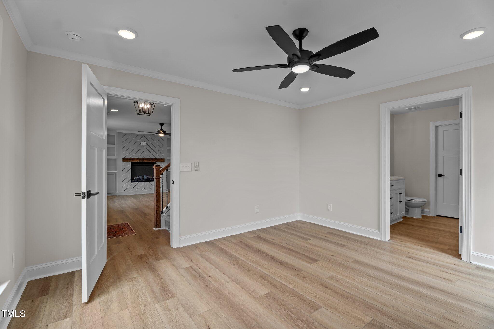 4934 Stone Creek Drive Property Photo 14