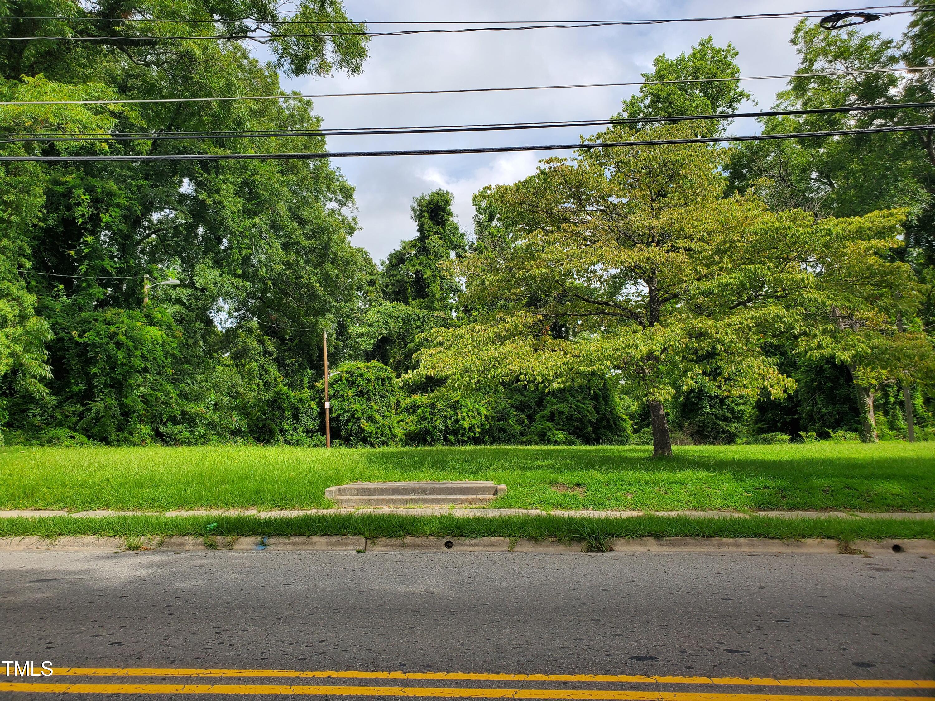 1103 Camden Avenue Property Photo