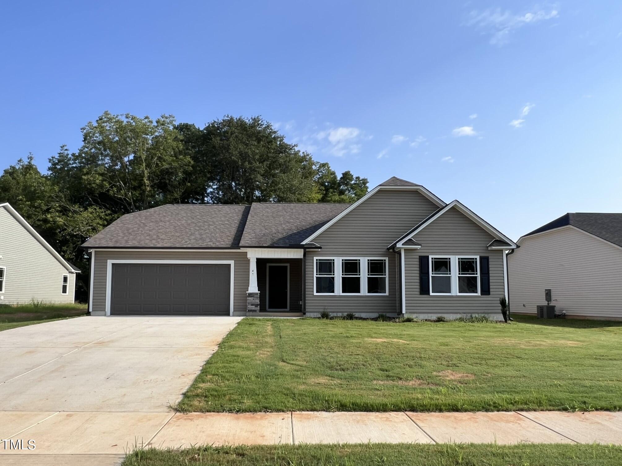 47 Oakfield Trace Drive Property Photo 1