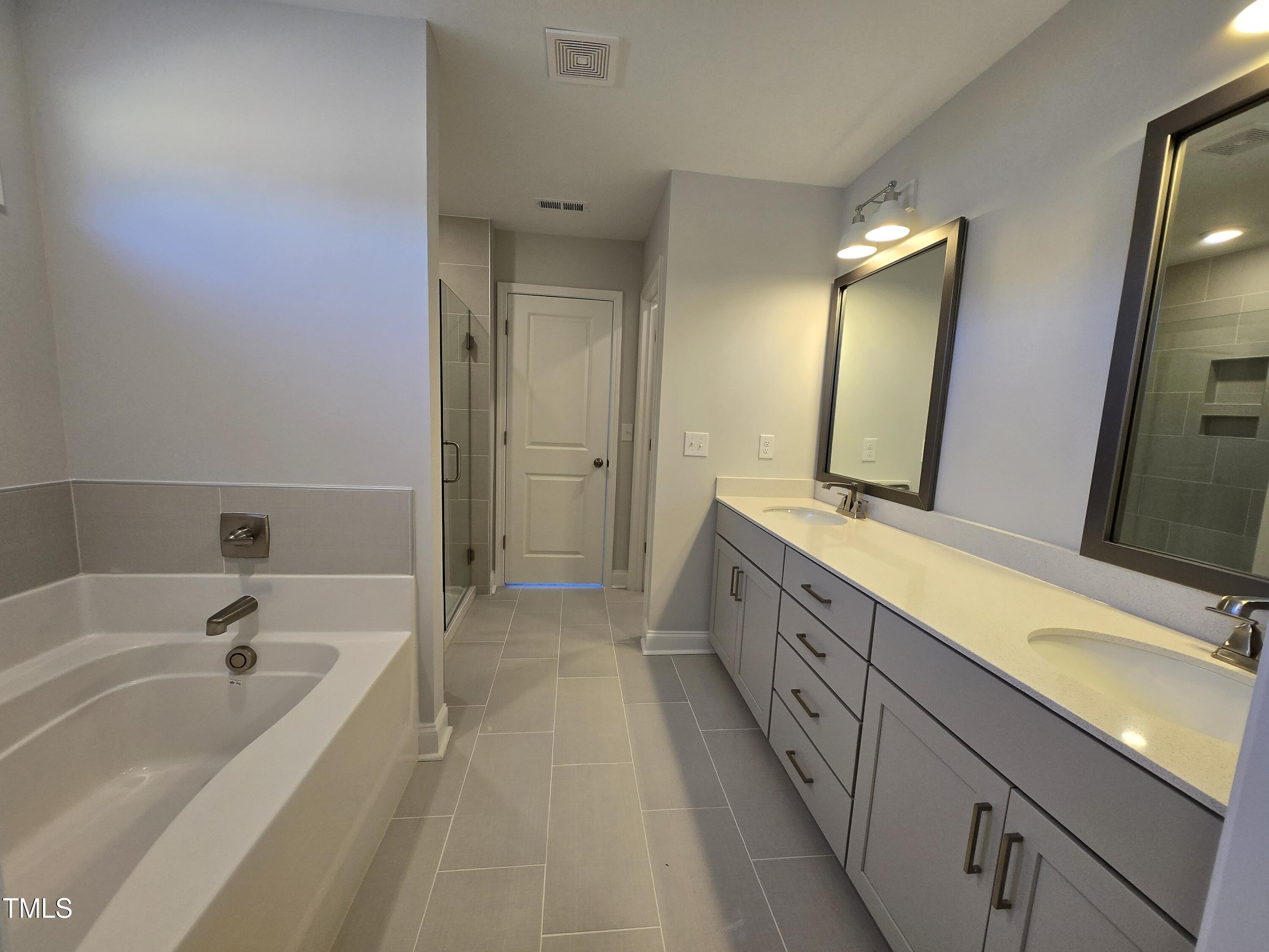 1109 Prominence Dr. Property Photo 22