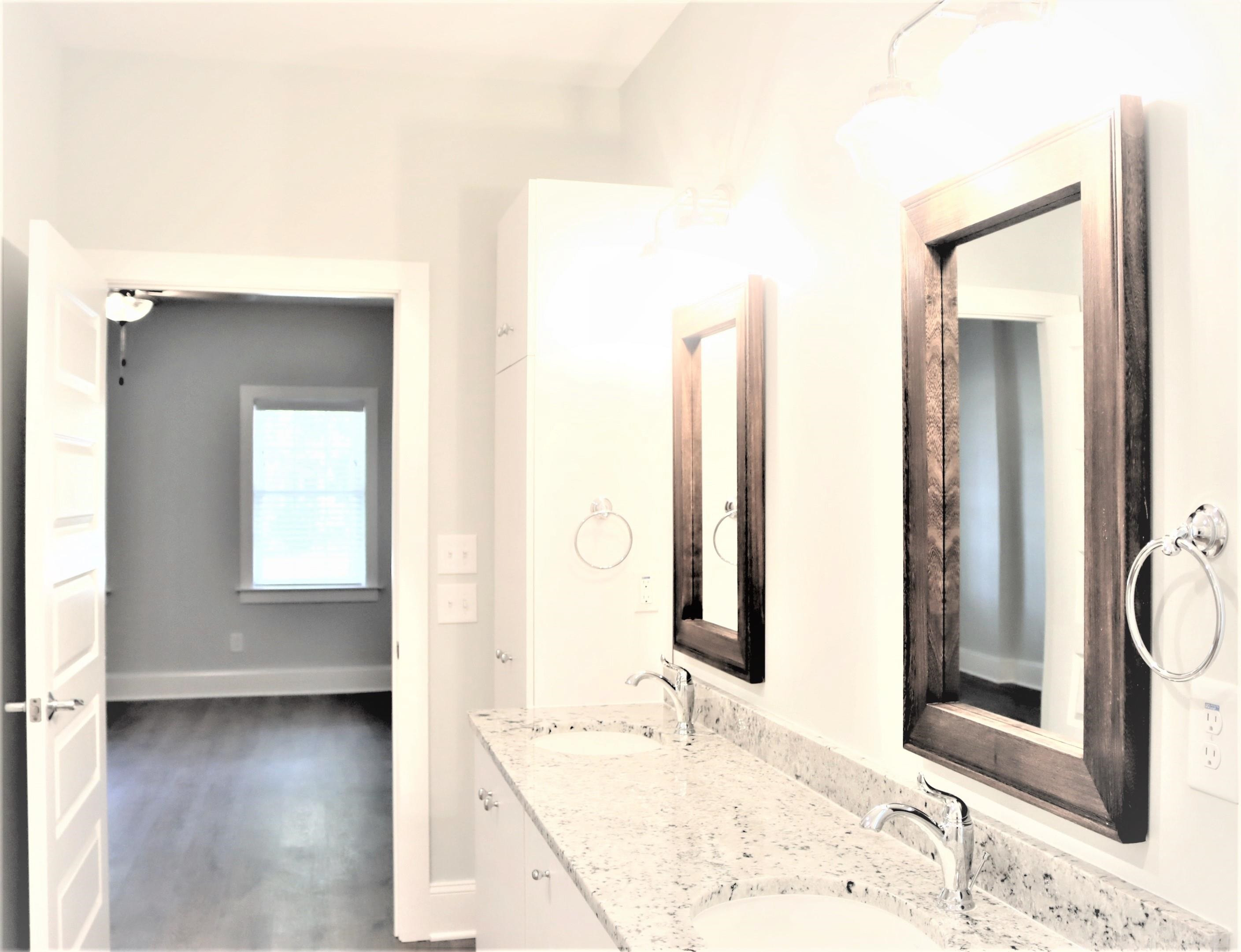 406 S Dennis Street Property Photo 12