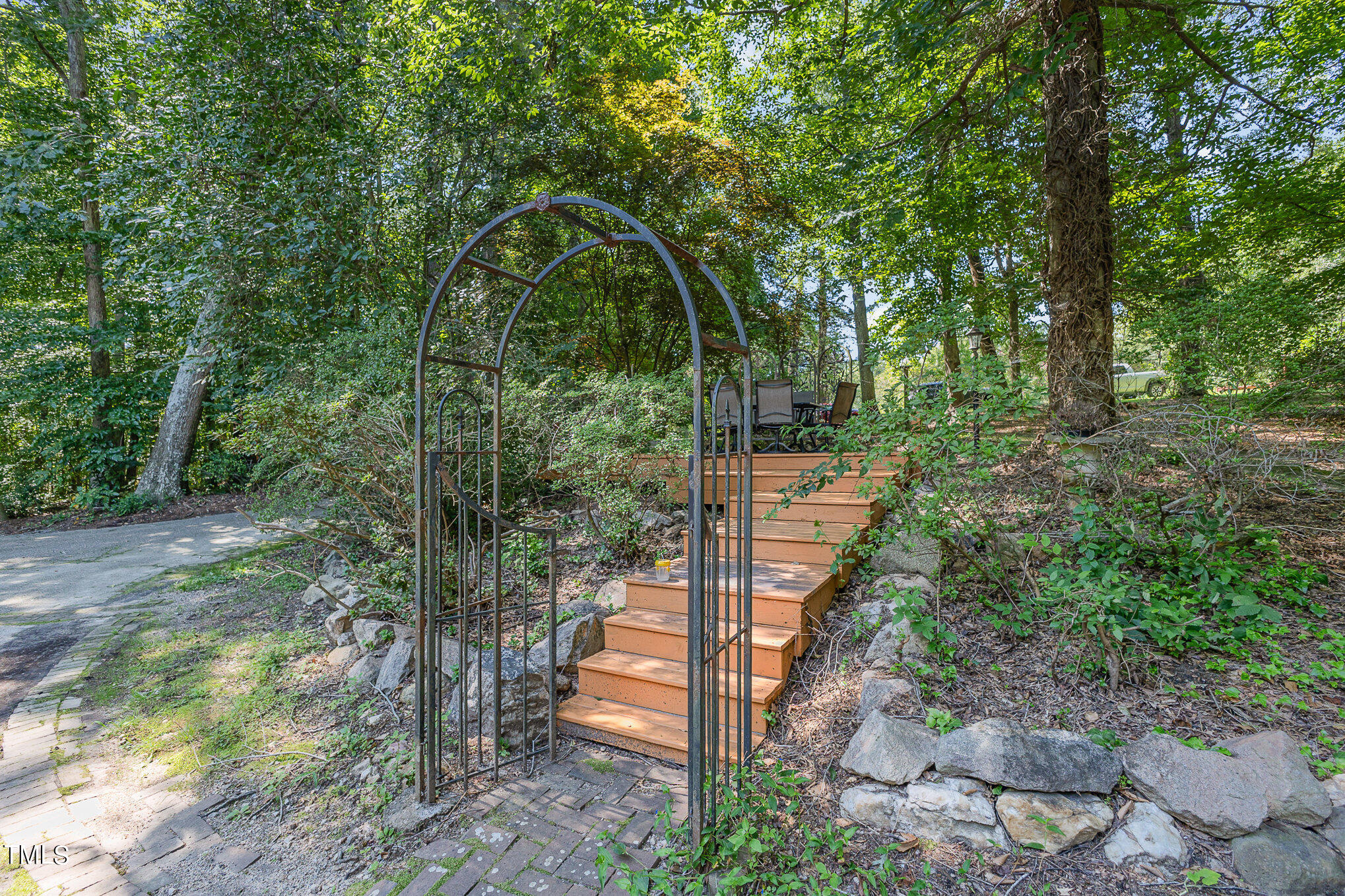 9500 Ligon Mill Road Property Photo 12