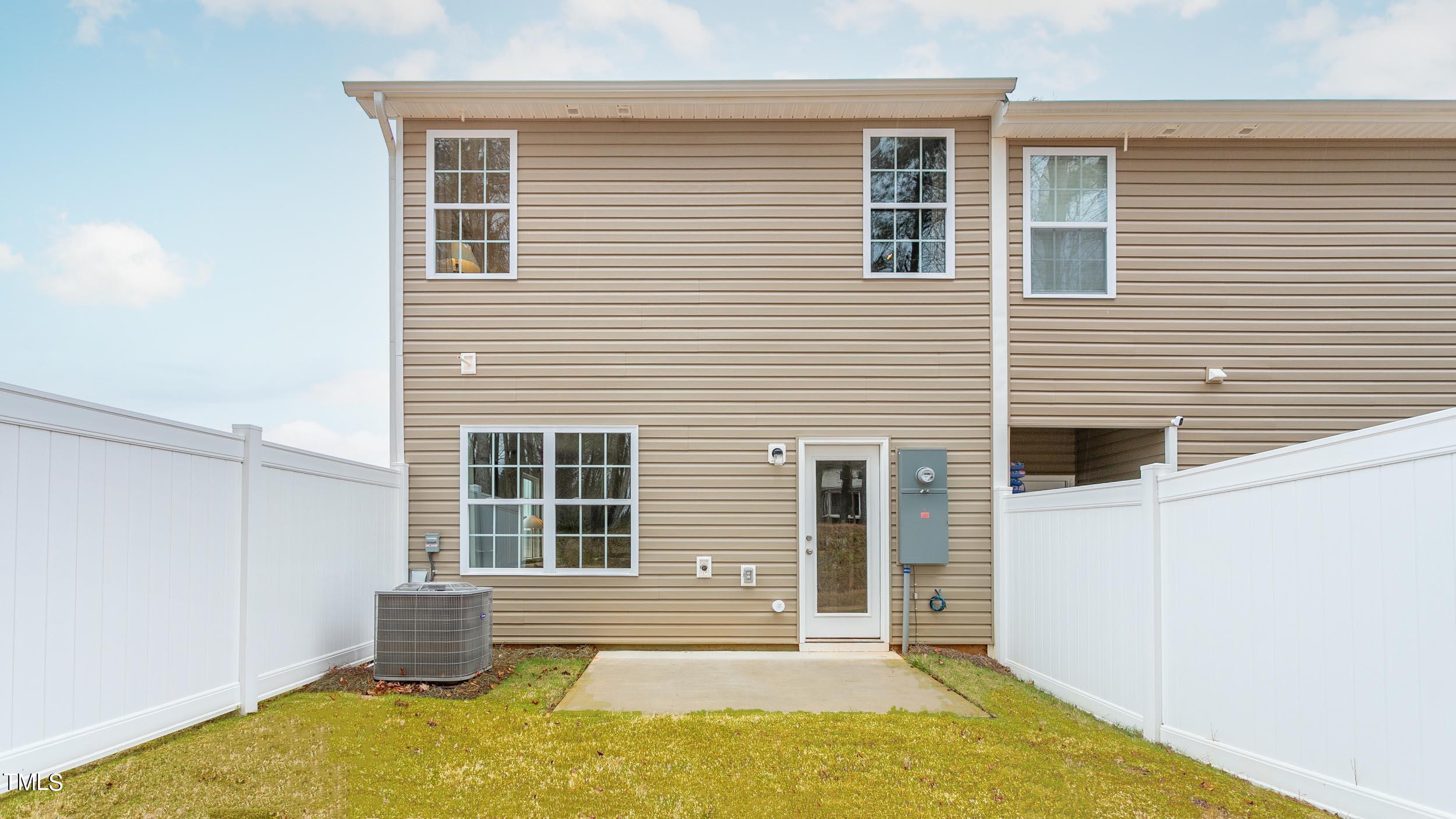 2833 Egert Drive Property Photo 23