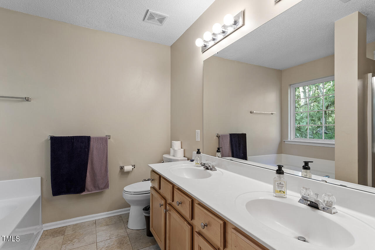 120 Westcott Court Property Photo 24