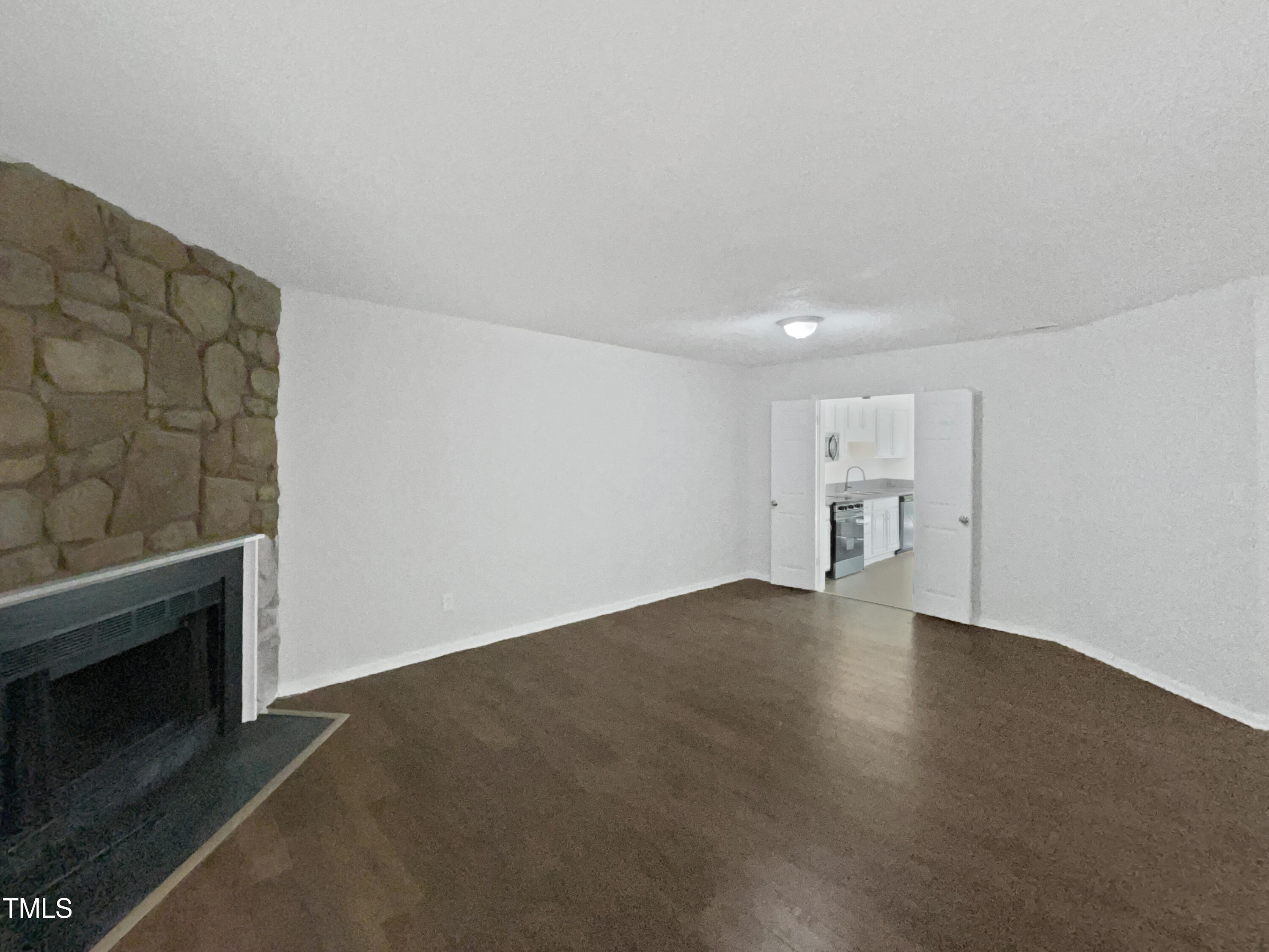 104 Mossbark Lane Property Photo 17