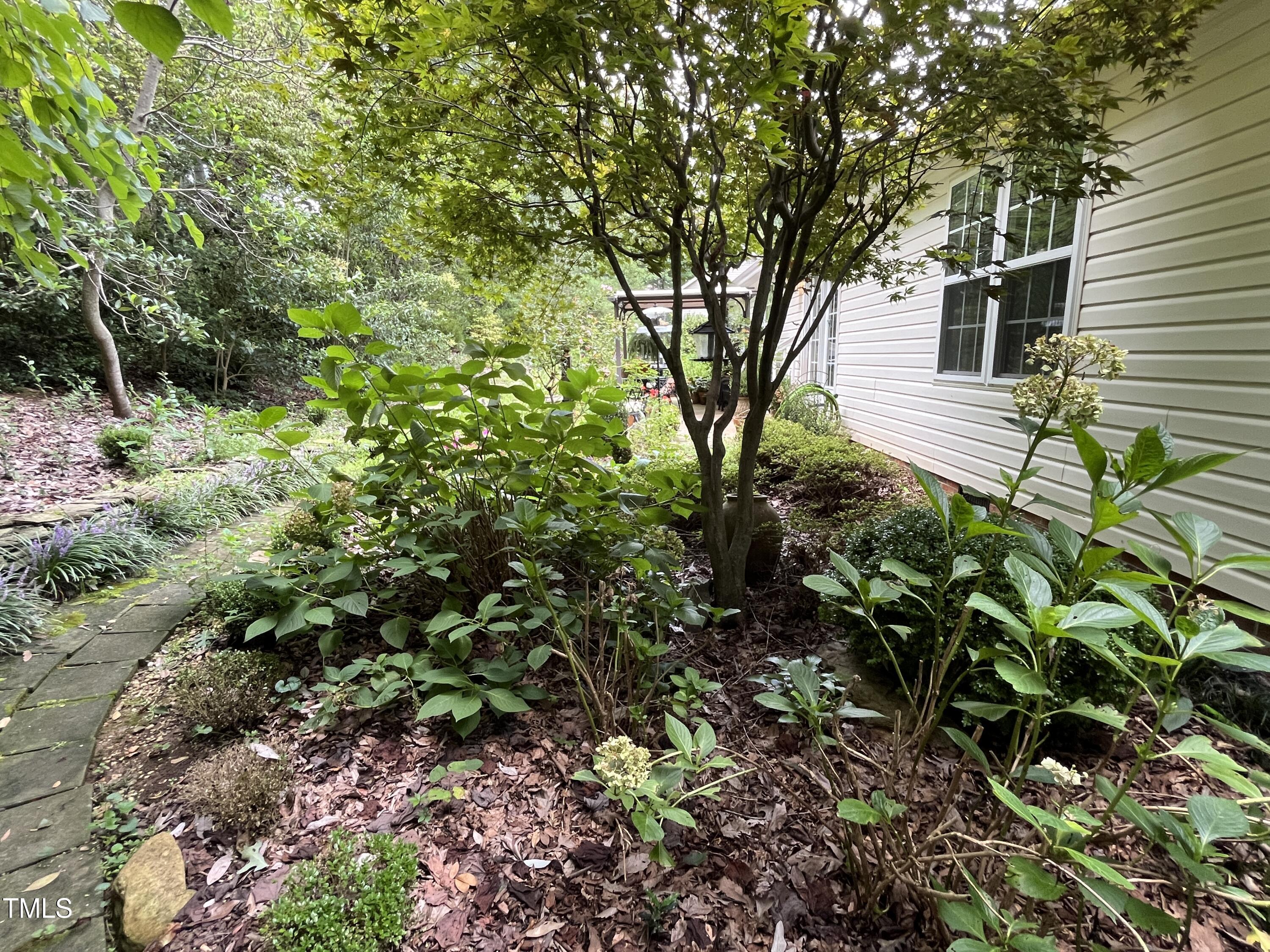 1408 Plantation Circle Property Photo 33