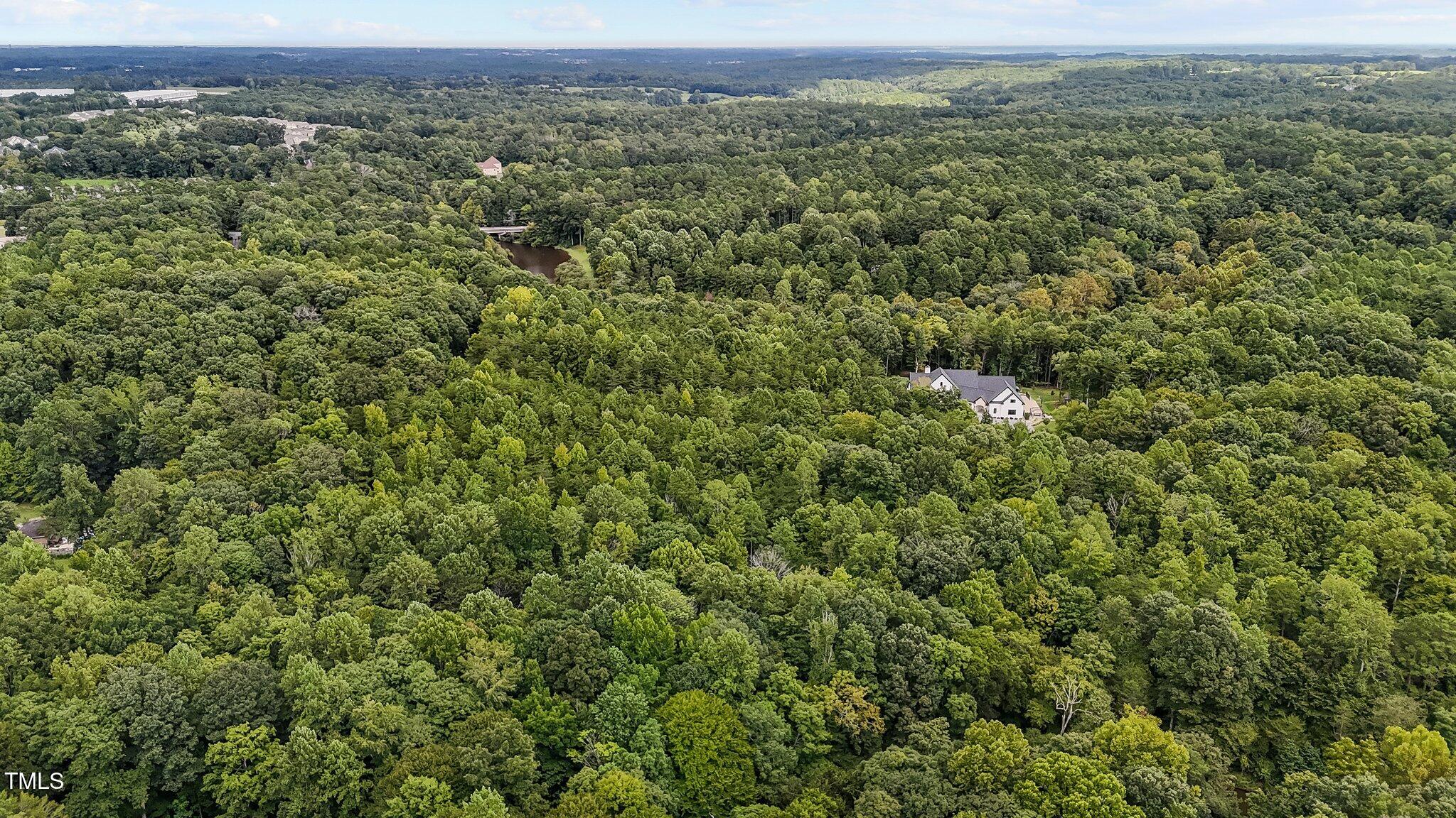 2610 Mackintosh Lake Lane Property Photo 10