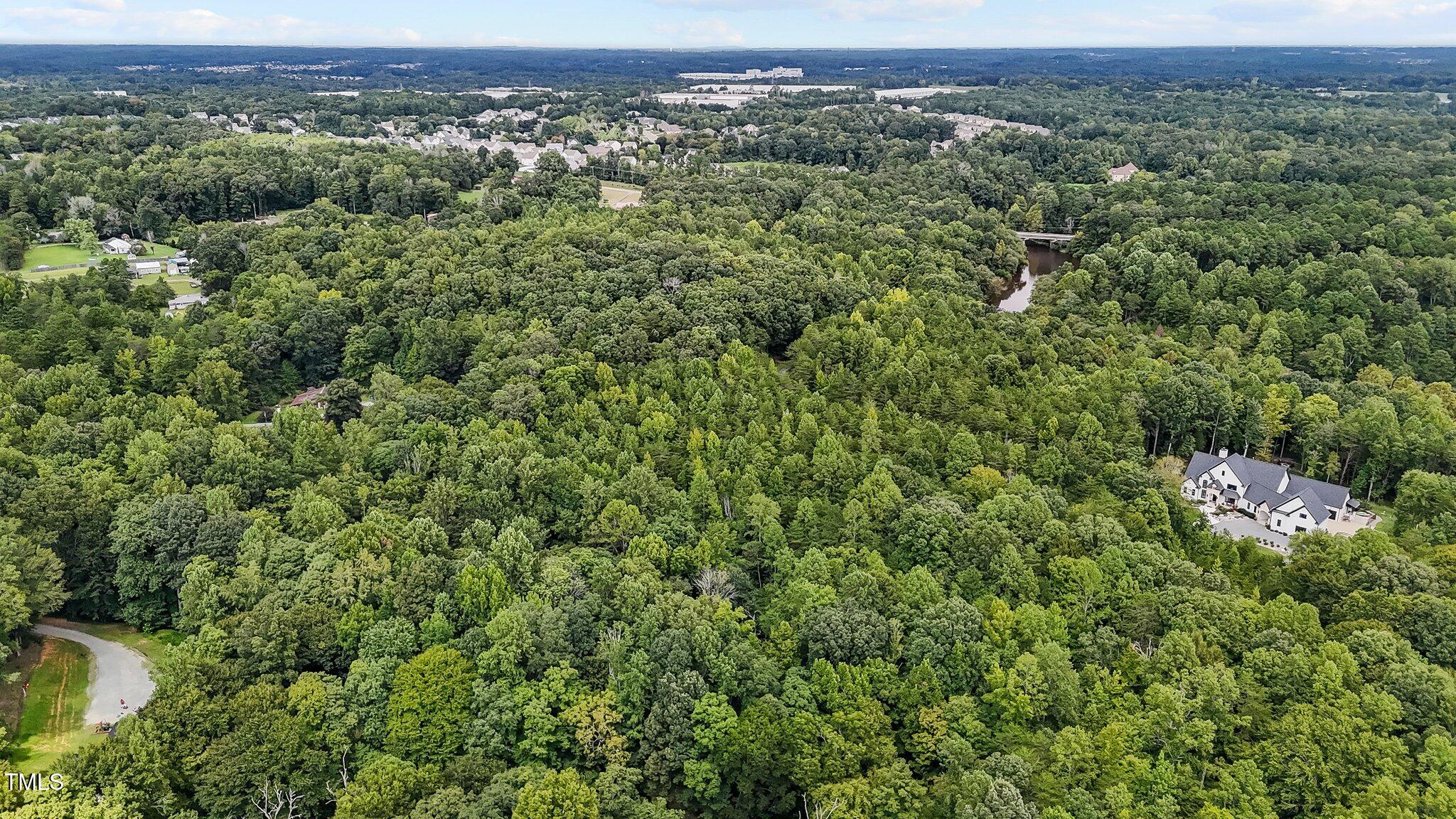 2610 Mackintosh Lake Lane Property Photo 12