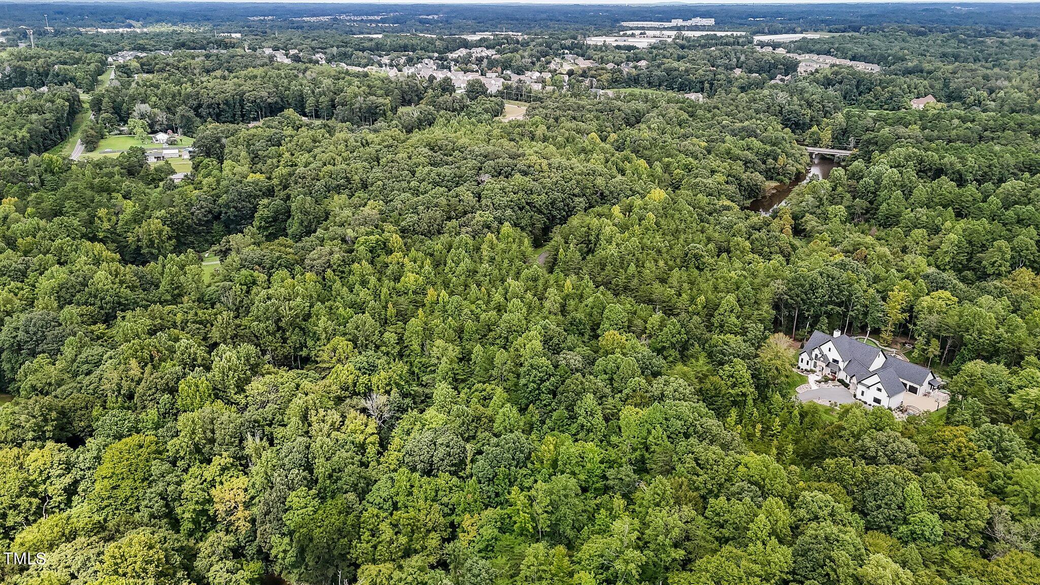 2610 Mackintosh Lake Lane Property Photo 13