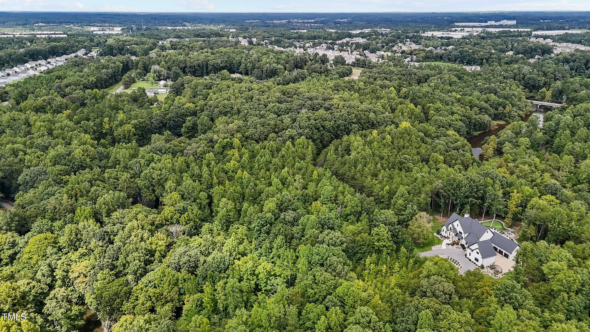 2610 Mackintosh Lake Lane Property Photo 14