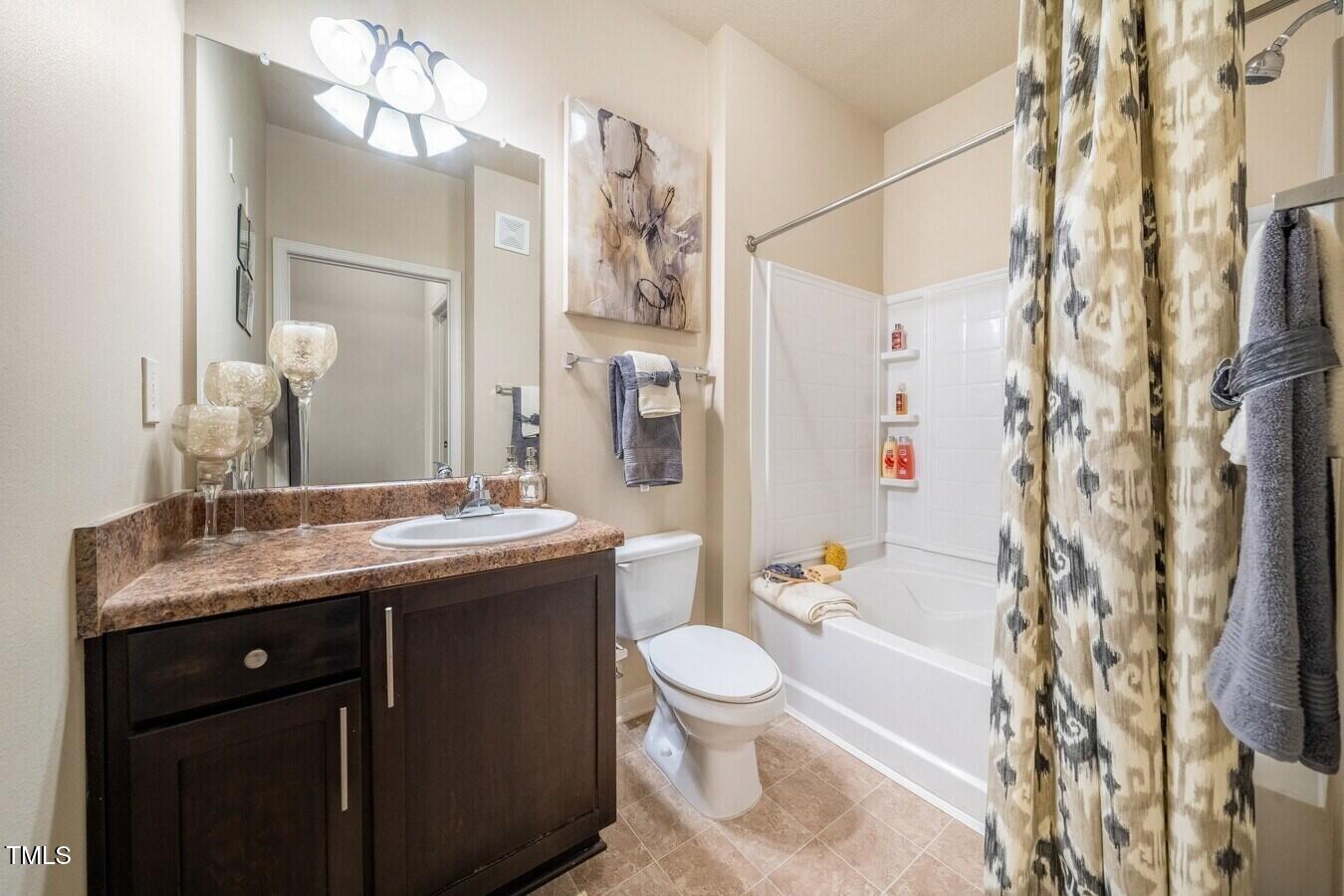 1000 Broadstone Way # B1 Property Photo 18