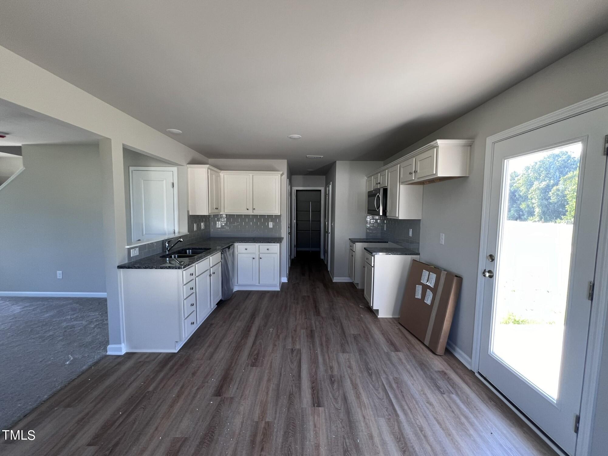 218 Lotus Avenue Property Photo 8