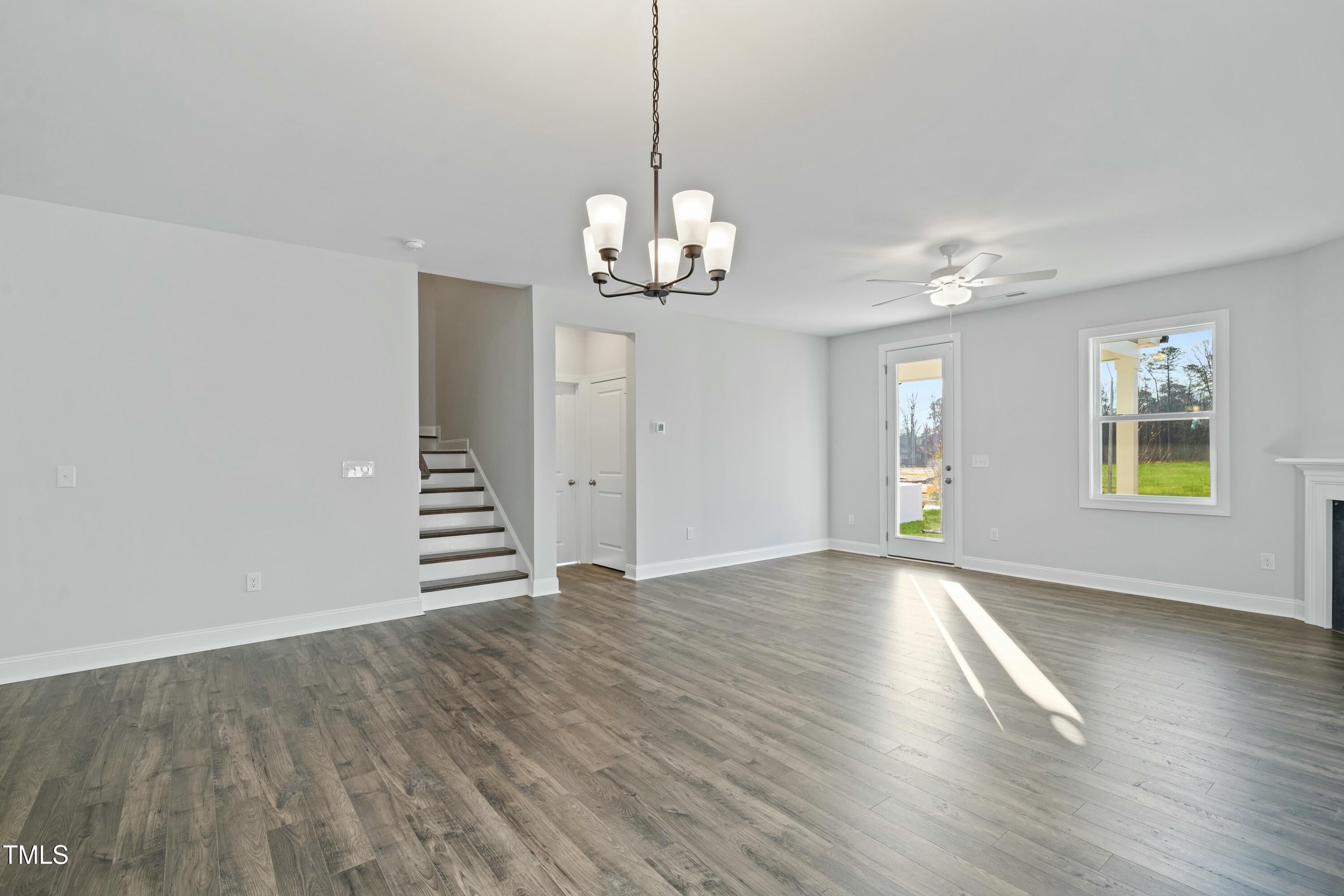 808 Challenger Lane Property Photo 13