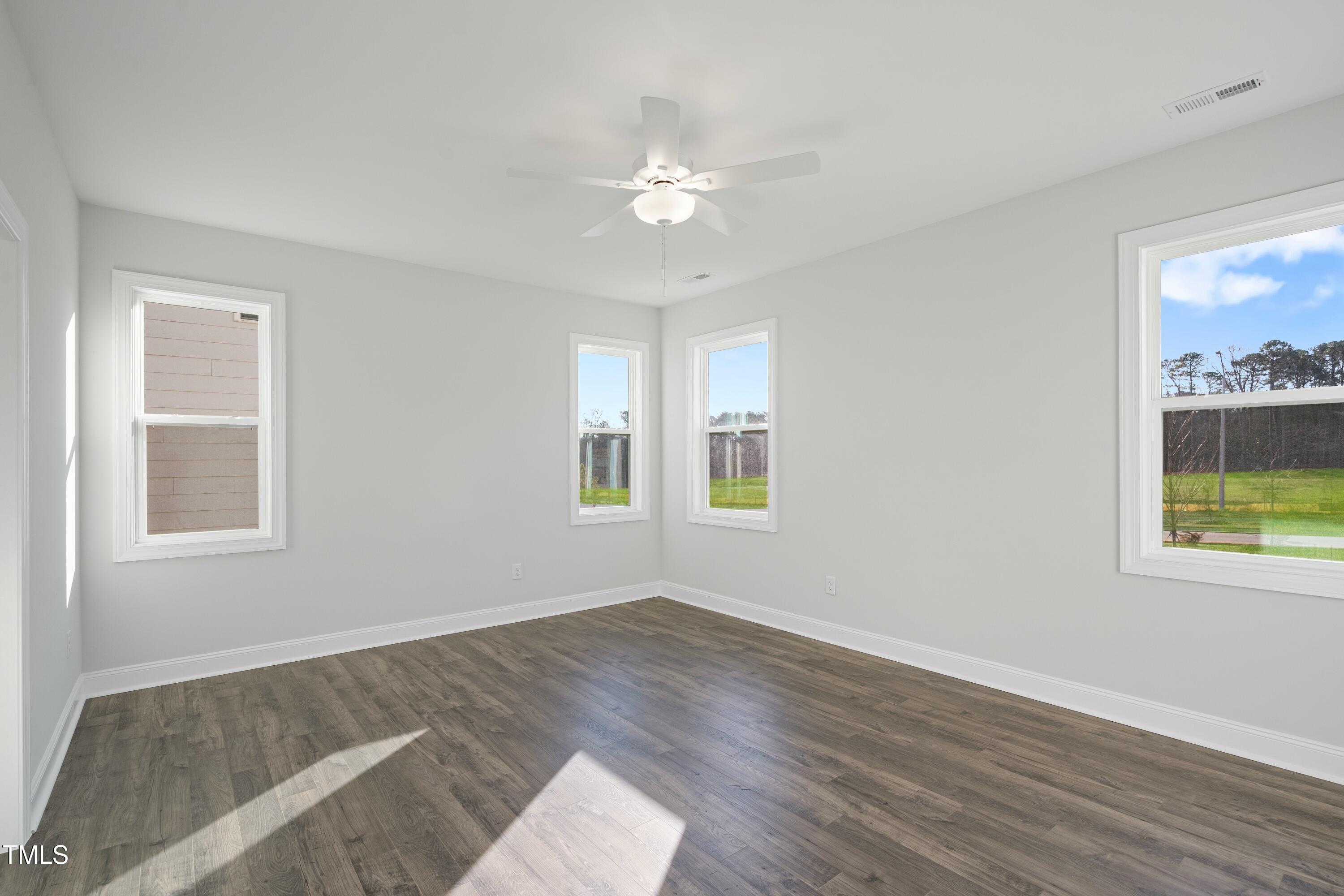 808 Challenger Lane Property Photo 17