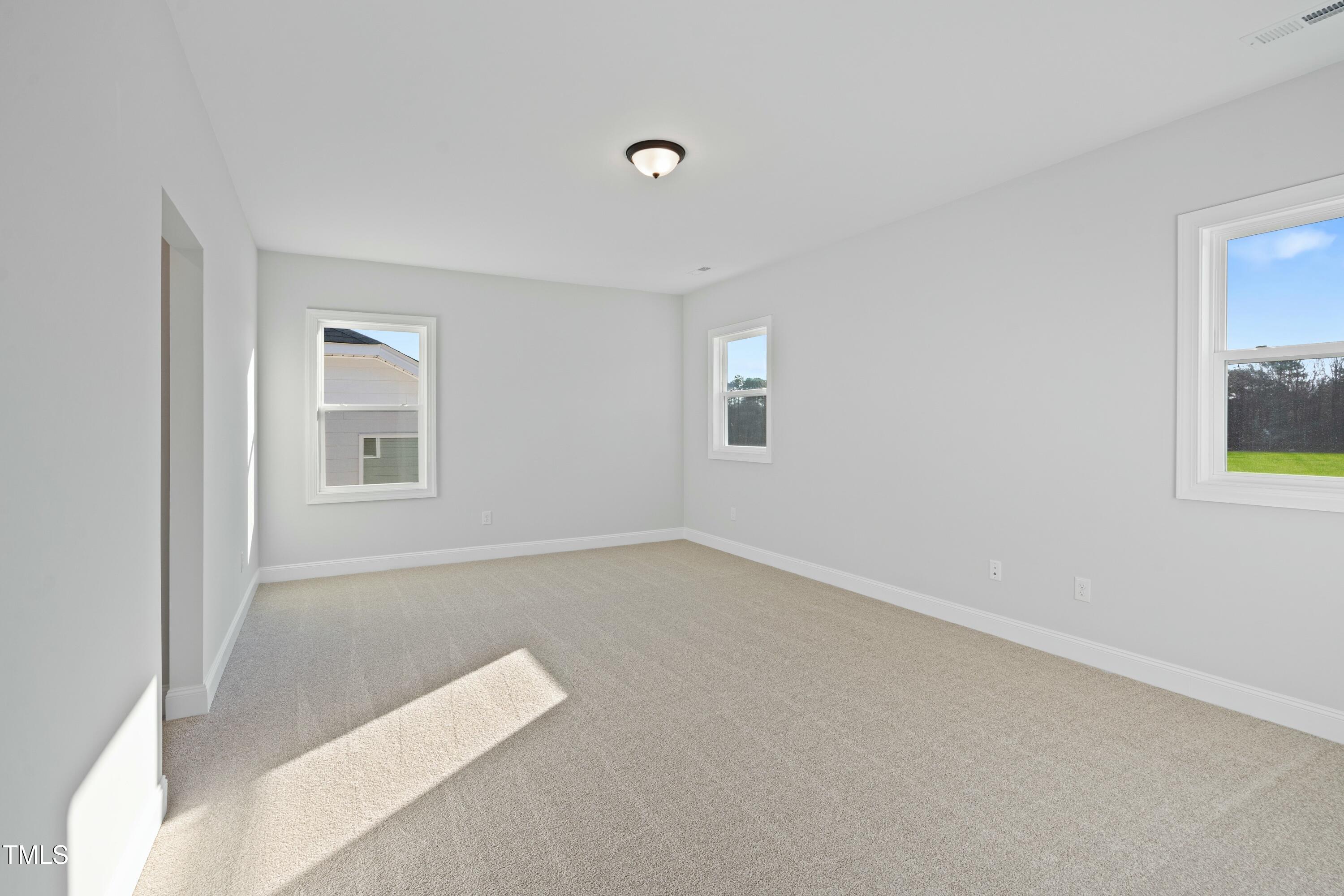 808 Challenger Lane Property Photo 23