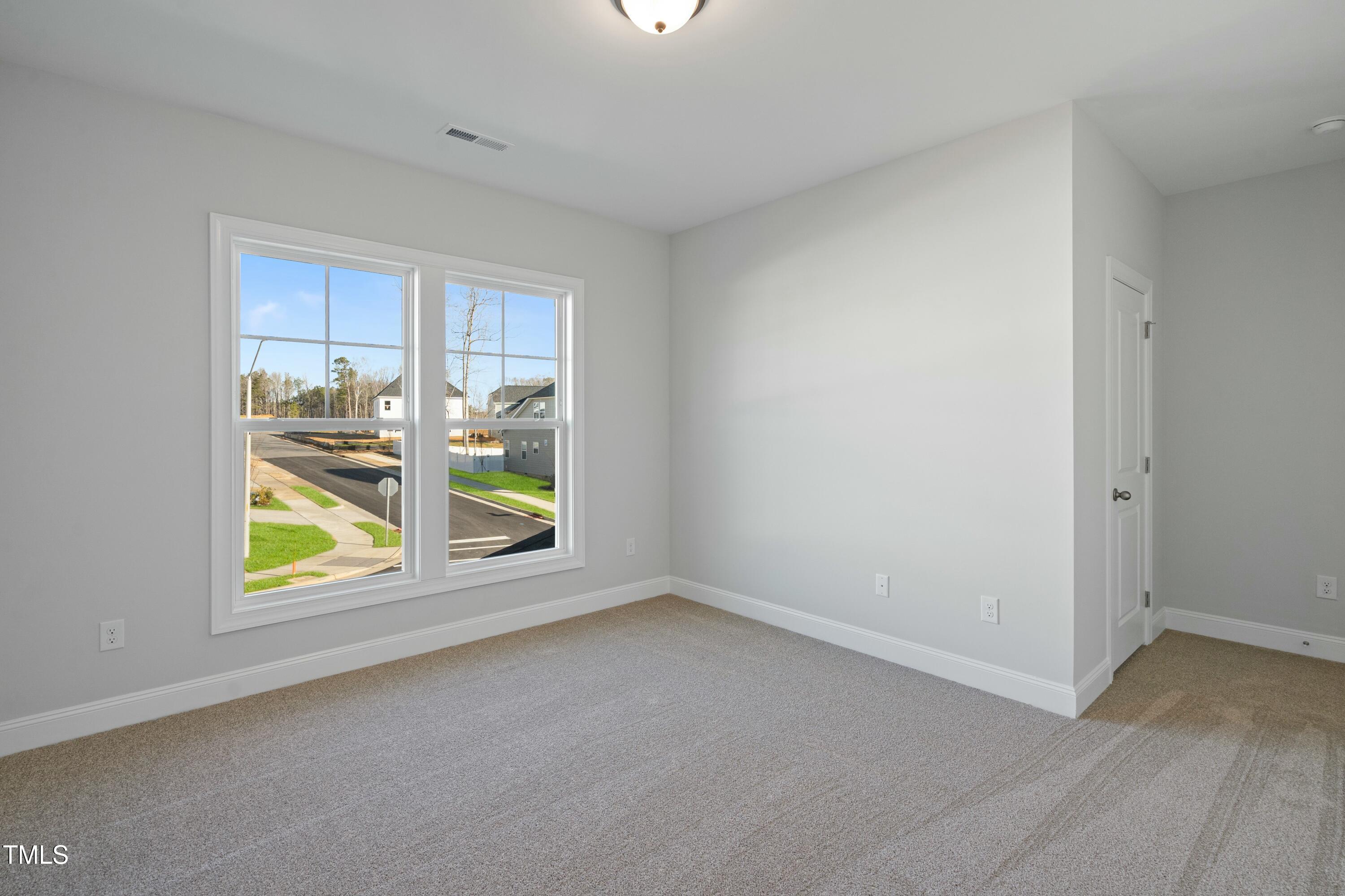 808 Challenger Lane Property Photo 32