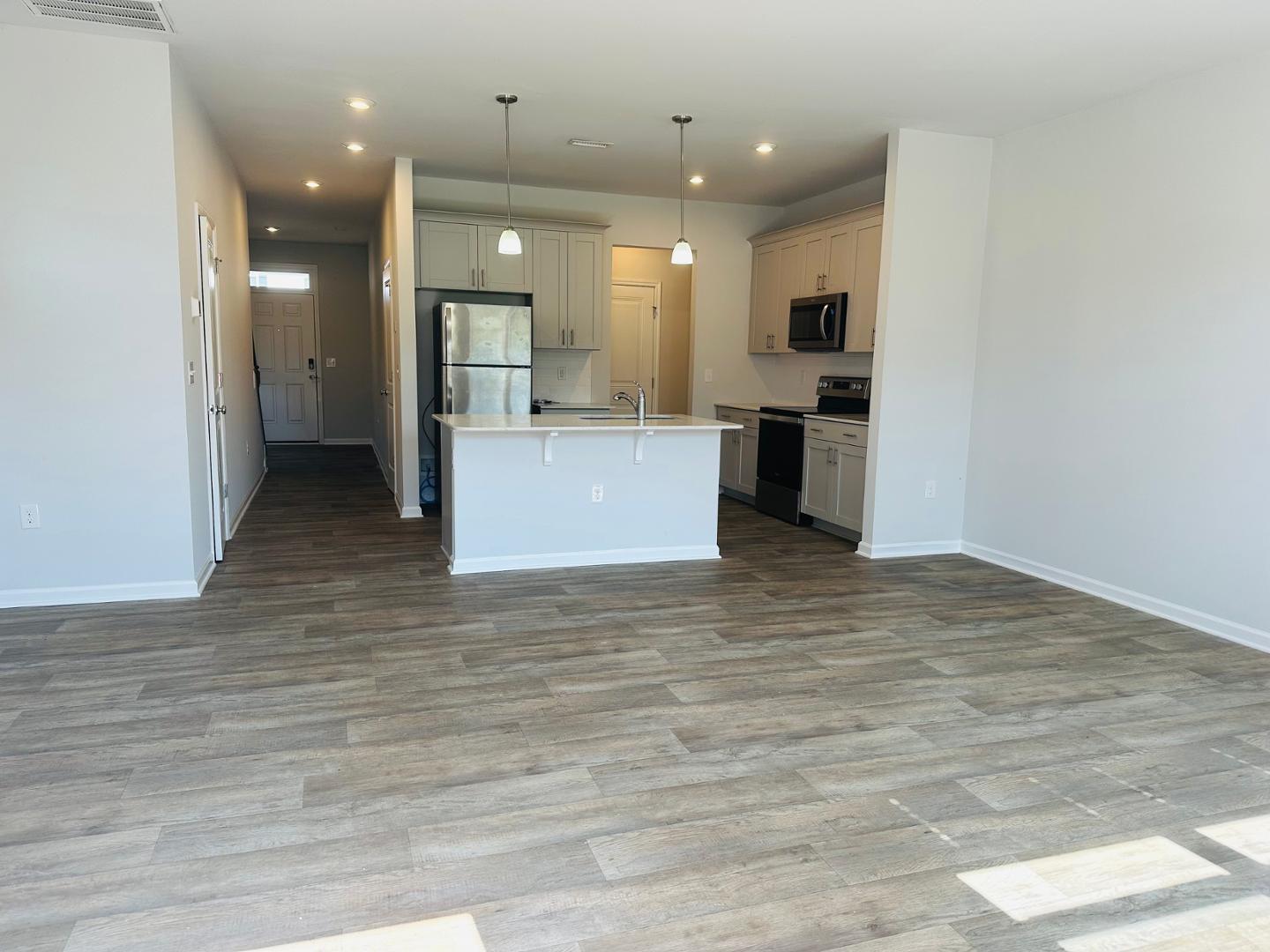 201 Liam Street Property Photo 2