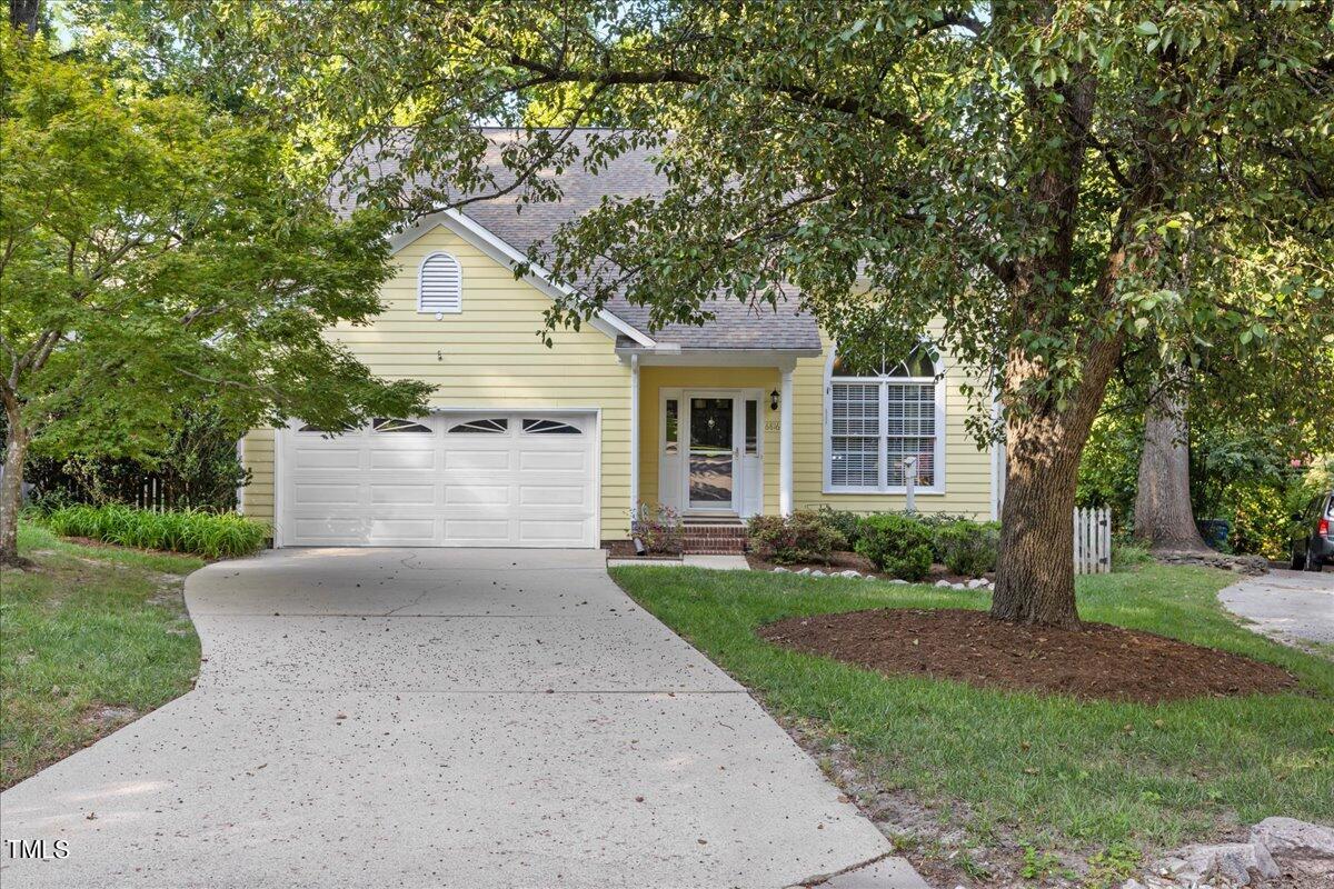 6816 Chasewick Circle Property Photo 1
