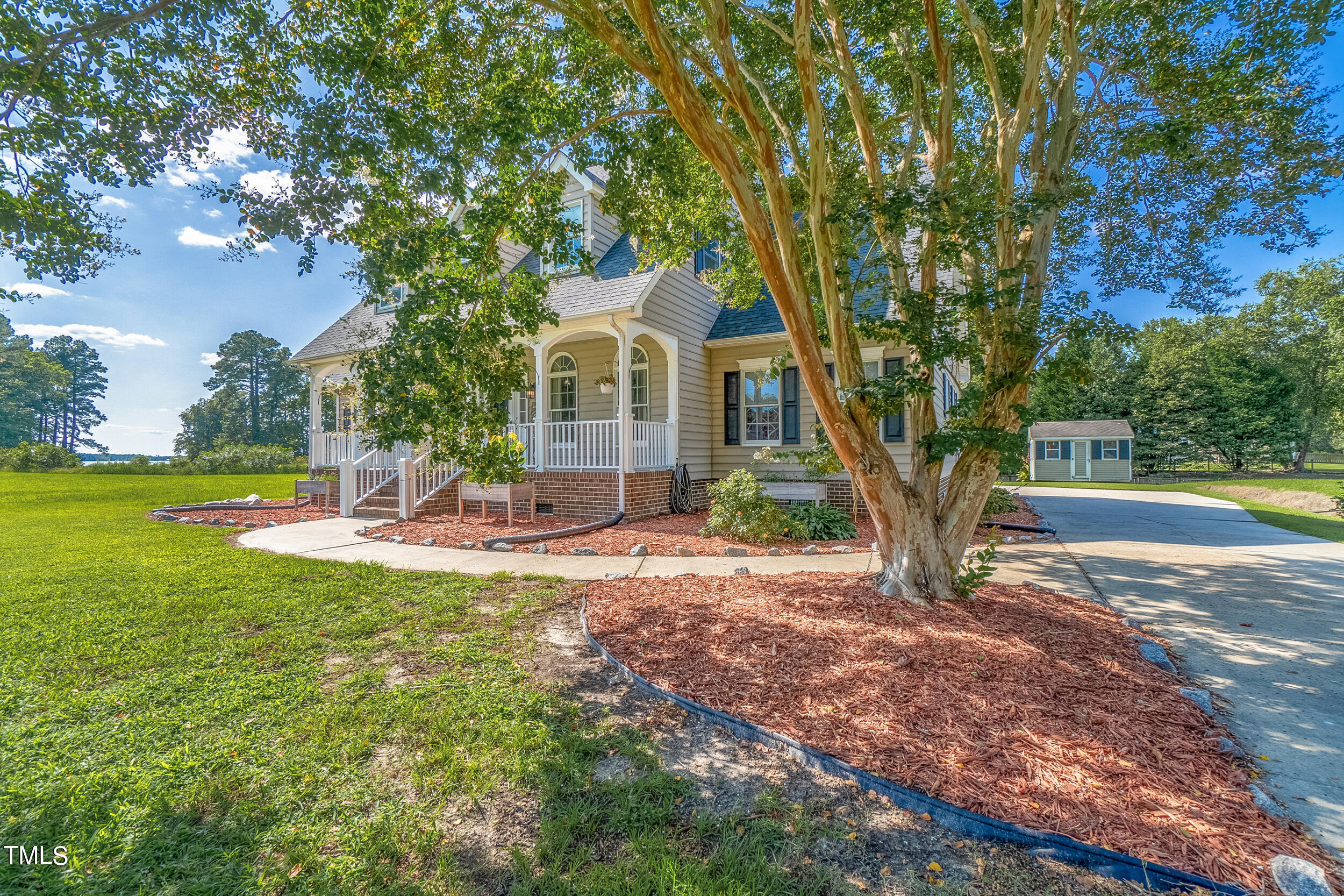 137 Dances Bay Road Property Photo 5
